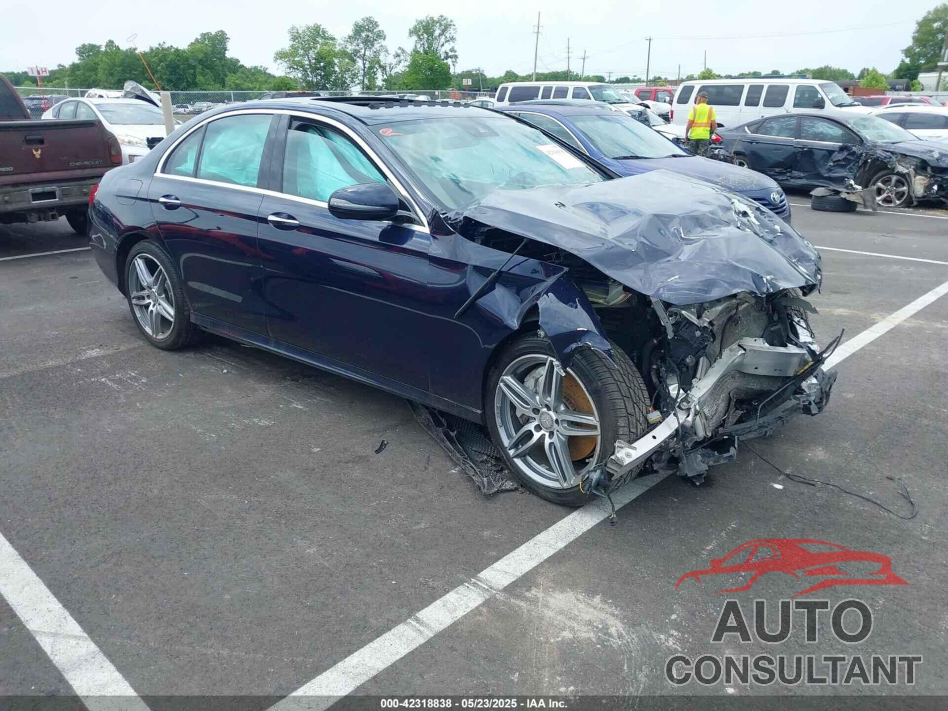 MERCEDES-BENZ E 300 2018 - WDDZF4KBXJA430230