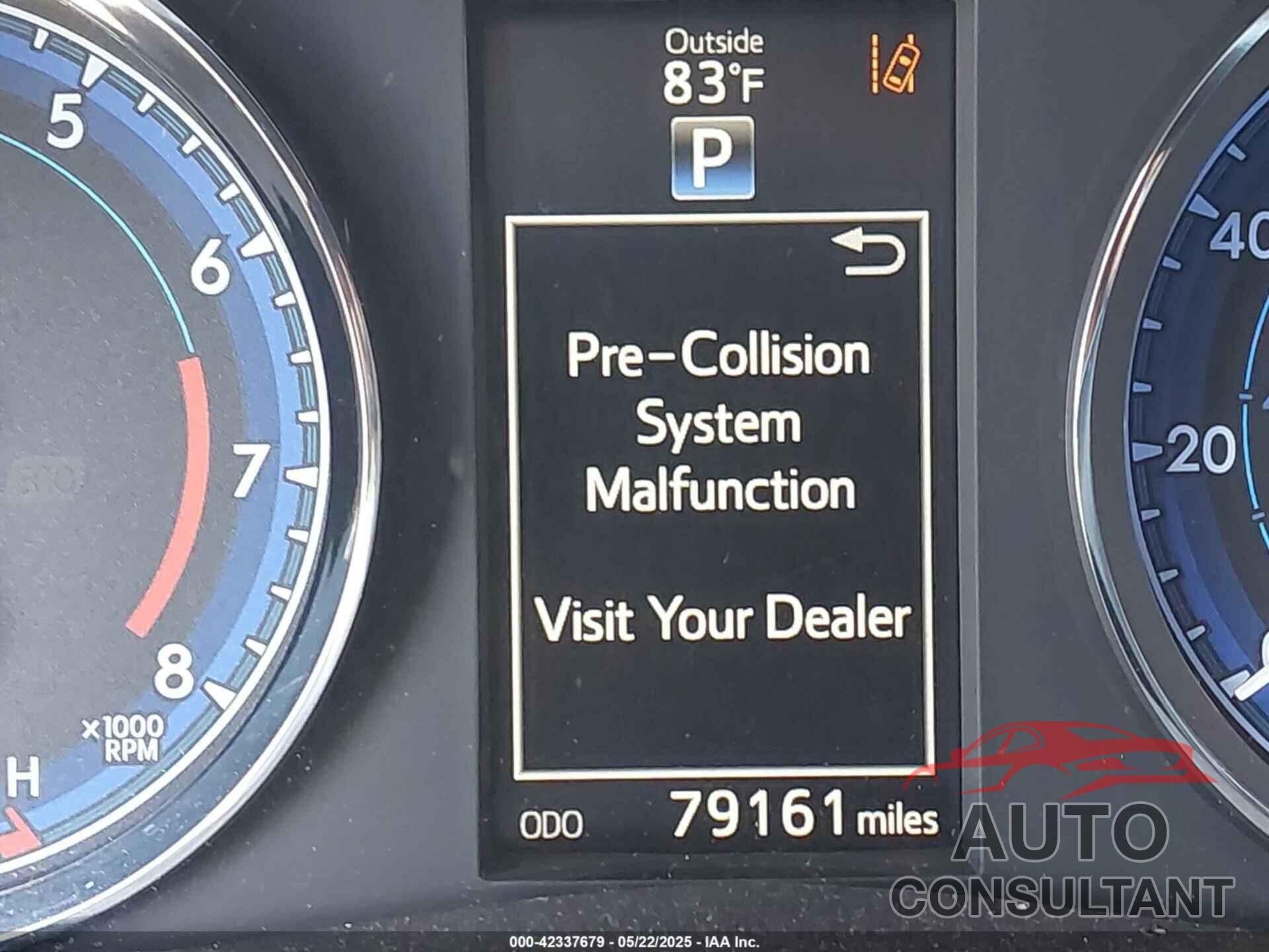 TOYOTA COROLLA 2018 - 5YFBURHE1JP813372
