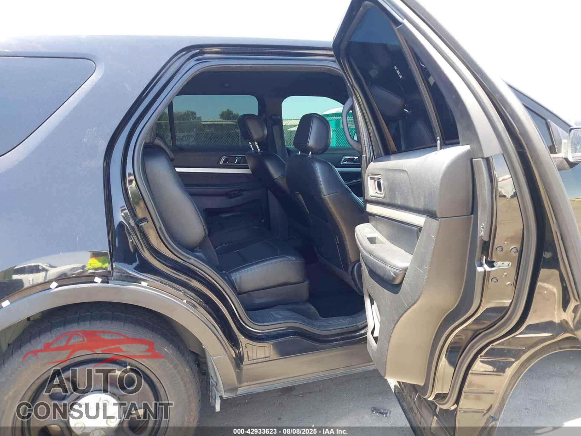 FORD EXPLORER 2017 - 1FM5K7DHXHGC32693