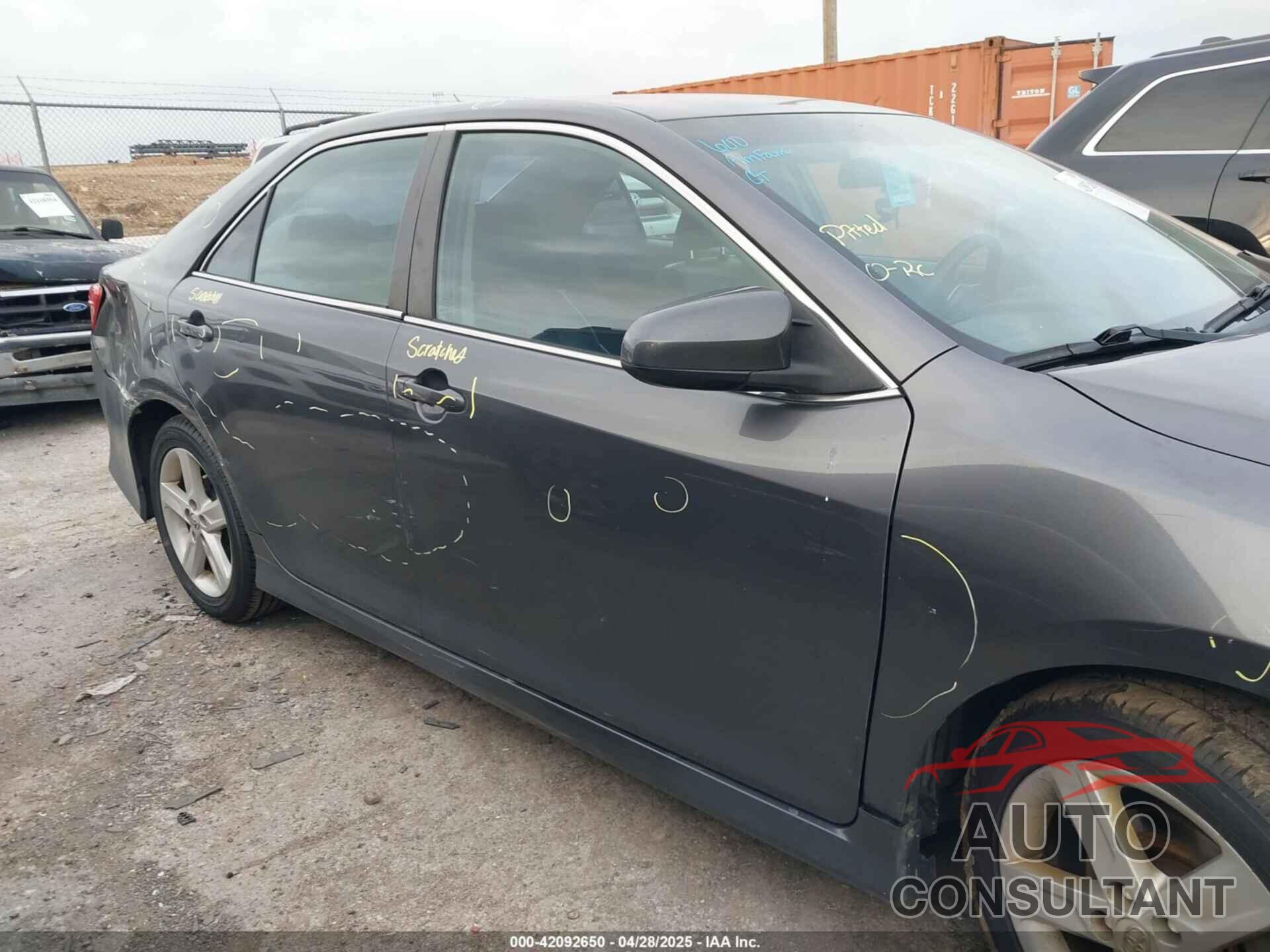 TOYOTA CAMRY 2013 - 4T1BF1FK8DU289581