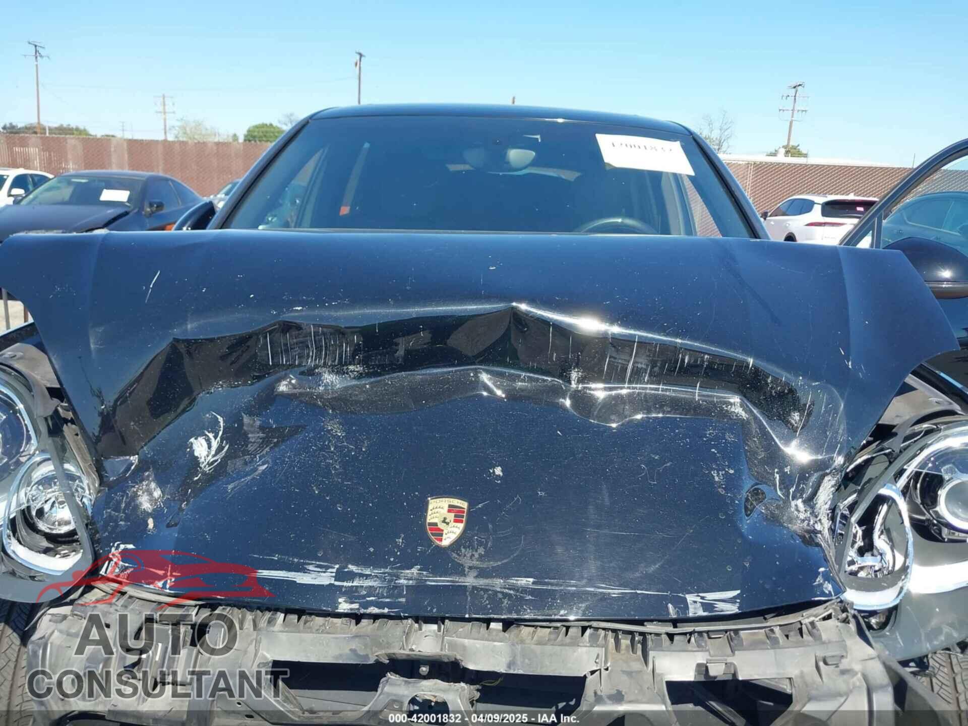 PORSCHE CAYENNE 2016 - WP1AA2A21GLA10704
