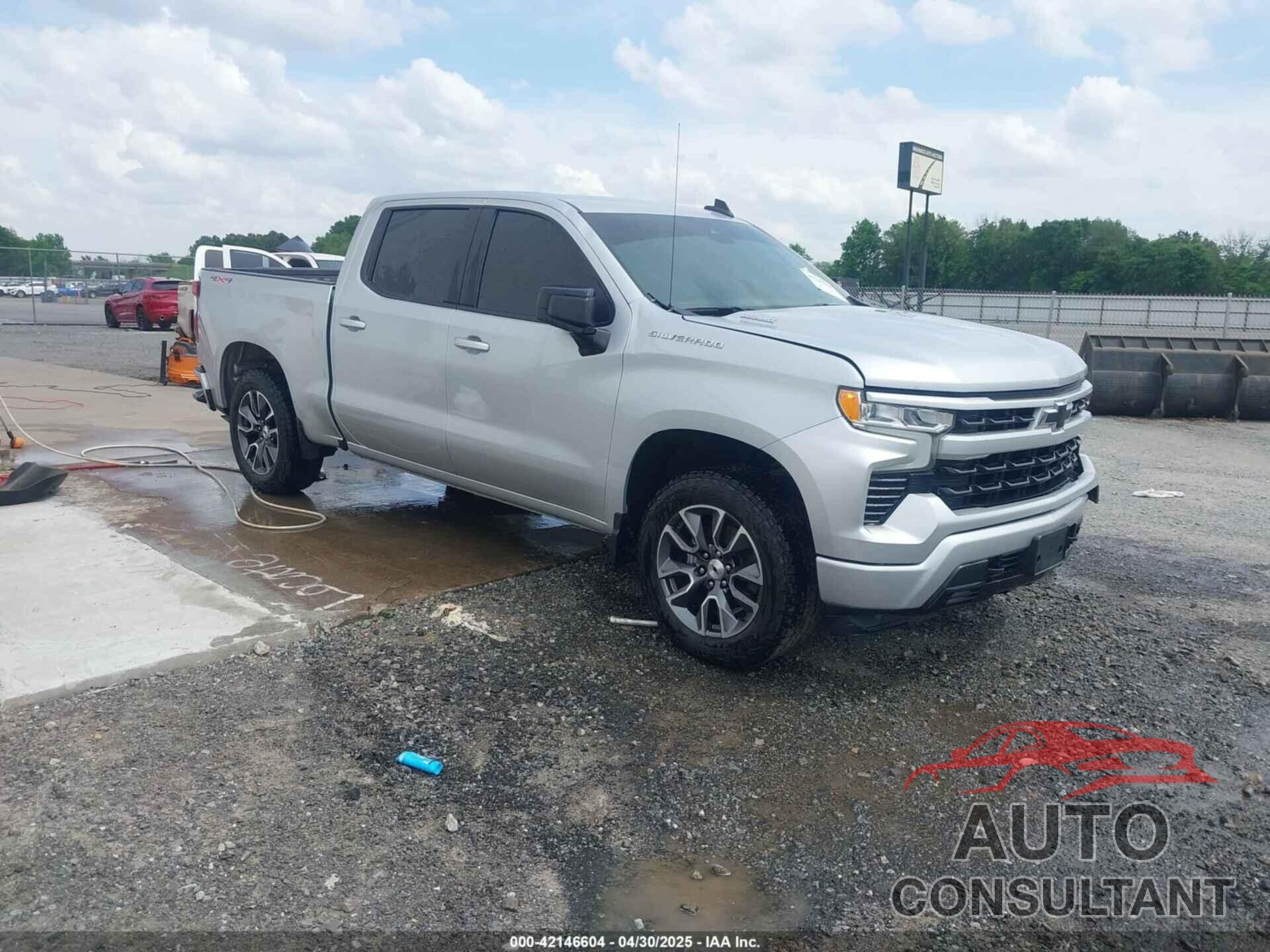CHEVROLET SILVERADO 1500 2022 - 1GCUDEET8NZ571342
