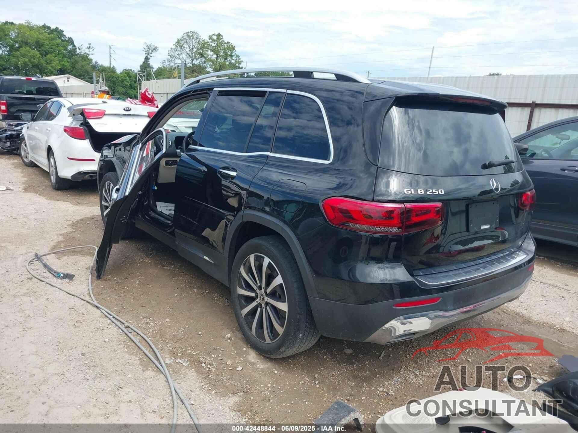 MERCEDES-BENZ GLB 250 2022 - W1N4M4GB9NW239418