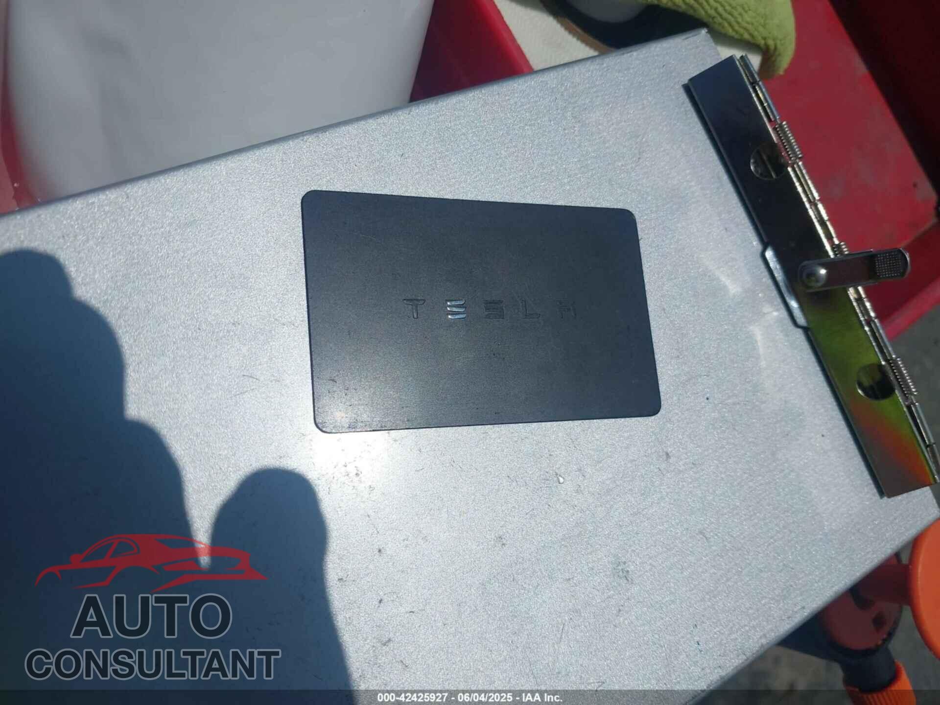 TESLA MODEL 3 2018 - 5YJ3E1EA1JF123363