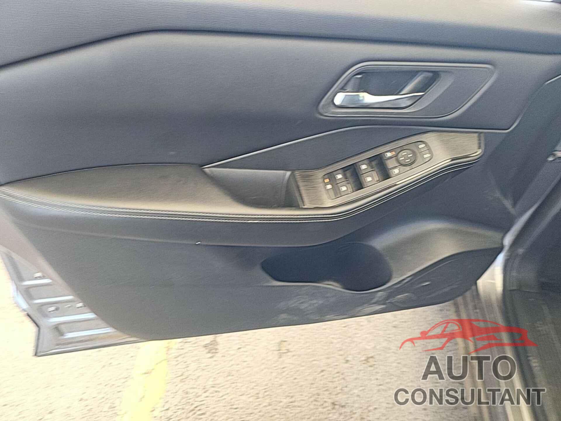 NISSAN ROGUE 2024 - JN8BT3BB8RW420183