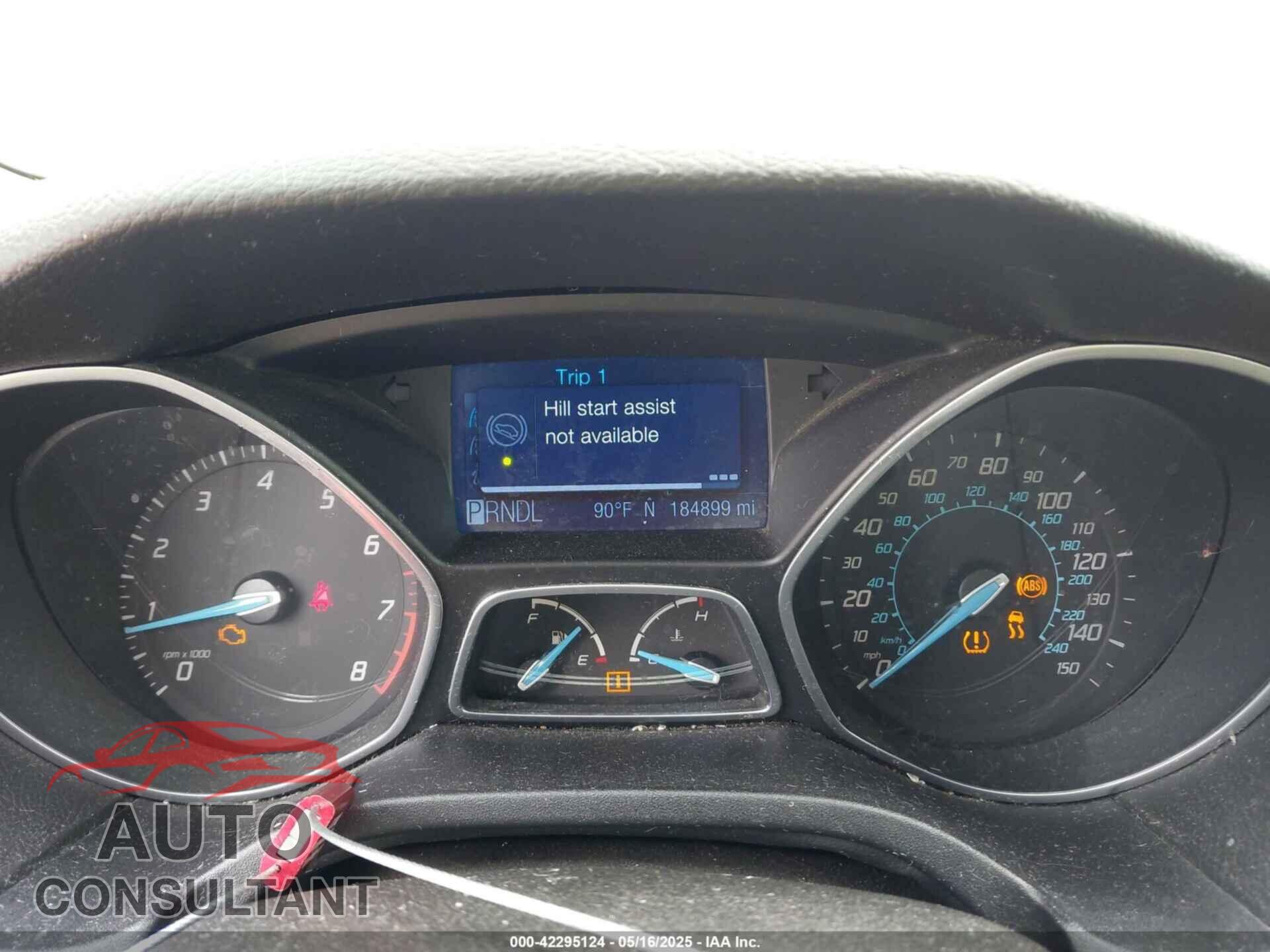 FORD FOCUS 2012 - 1FAHP3F26CL300952
