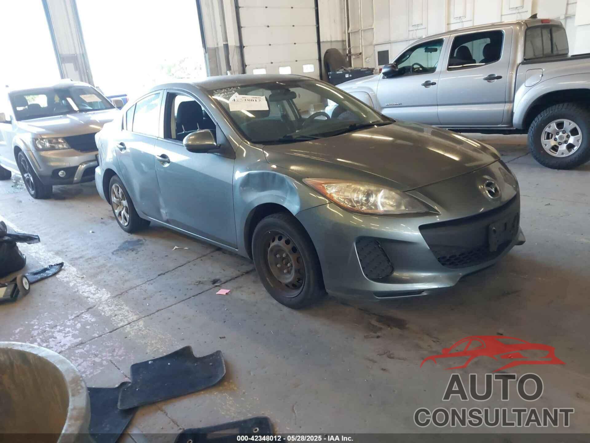 MAZDA MAZDA3 2013 - JM1BL1TG6D1816354