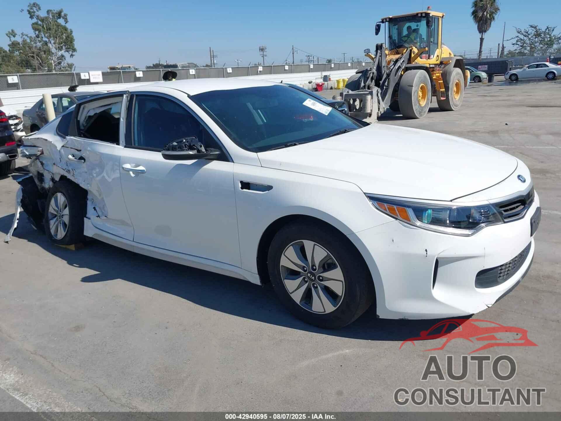 KIA OPTIMA HYBRID 2017 - KNAGT4LC2H5005196