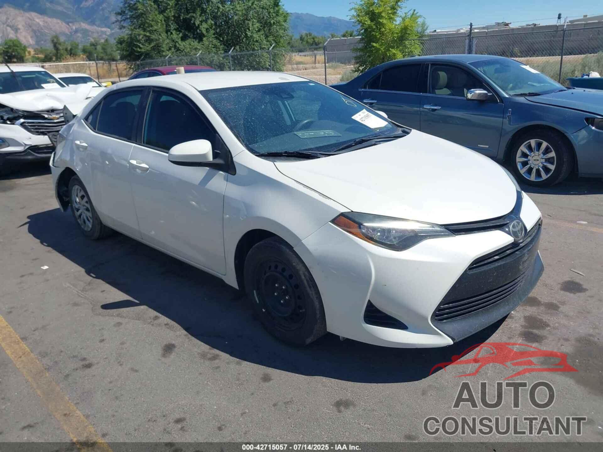 TOYOTA COROLLA 2017 - 5YFBURHE1HP608595