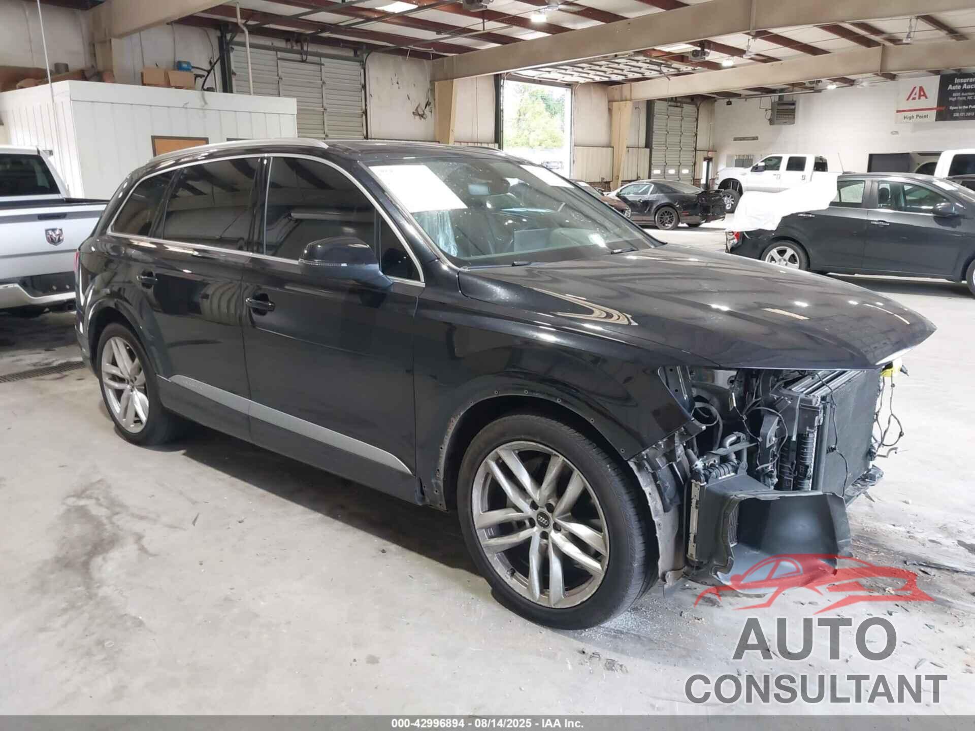 AUDI Q7 2017 - WA1VAAF70HD036203