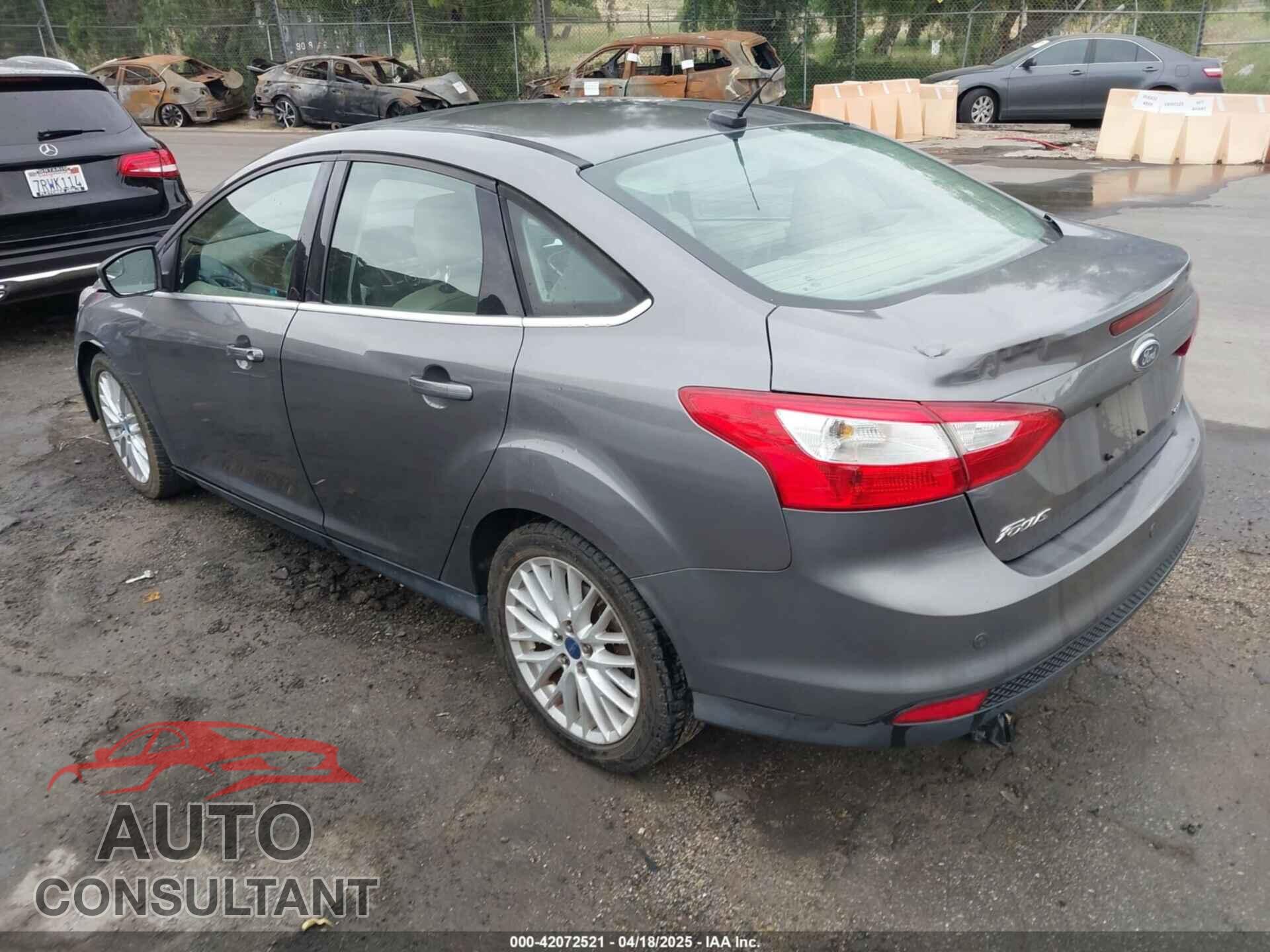 FORD FOCUS 2012 - 1FAHP3H2XCL145464