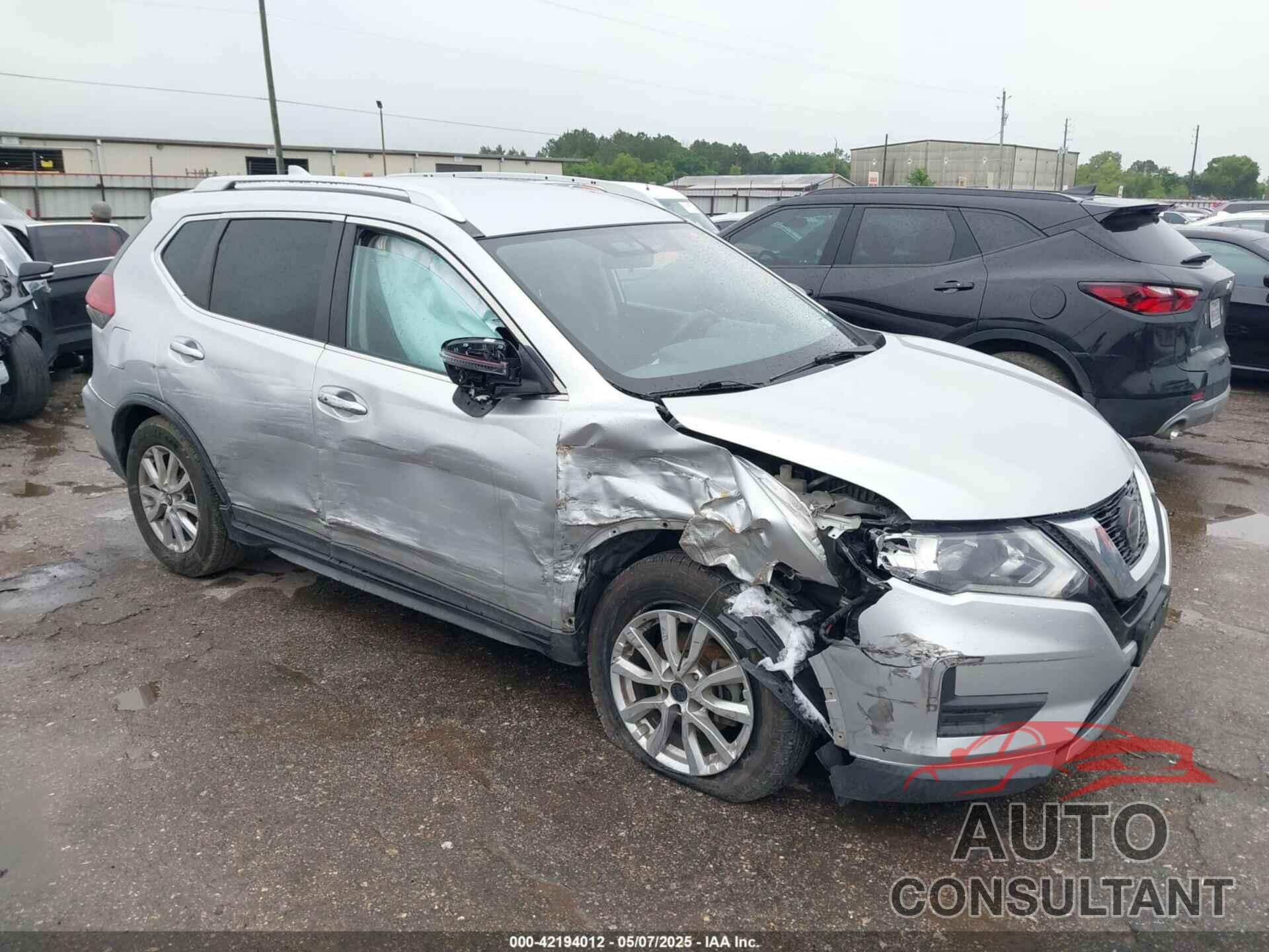 NISSAN ROGUE 2018 - KNMAT2MT6JP510132