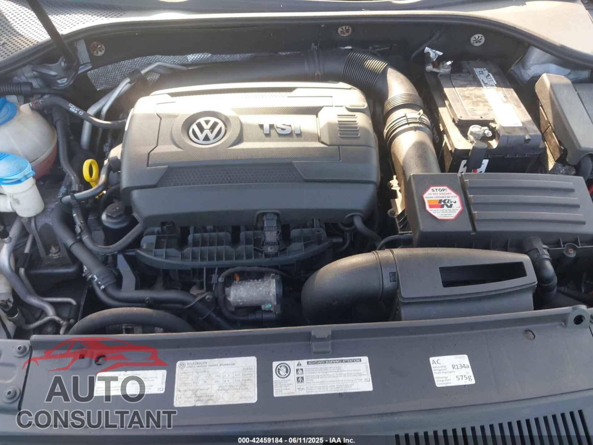 VOLKSWAGEN PASSAT 2014 - 1VWAT7A36EC070330