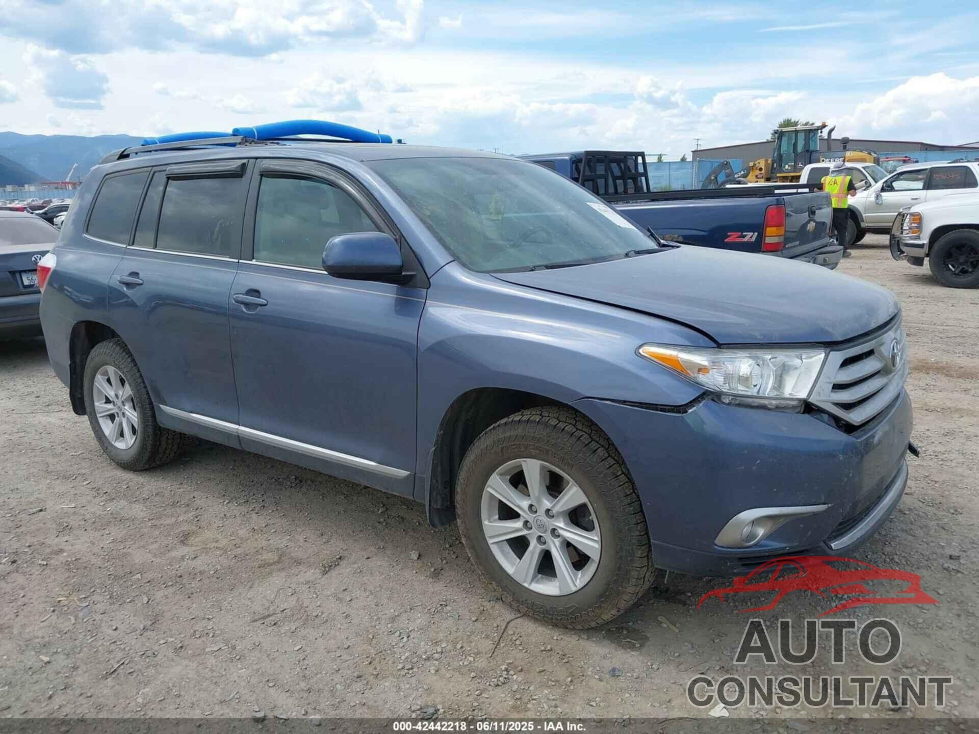 TOYOTA HIGHLANDER 2012 - 5TDBK3EH5CS096132