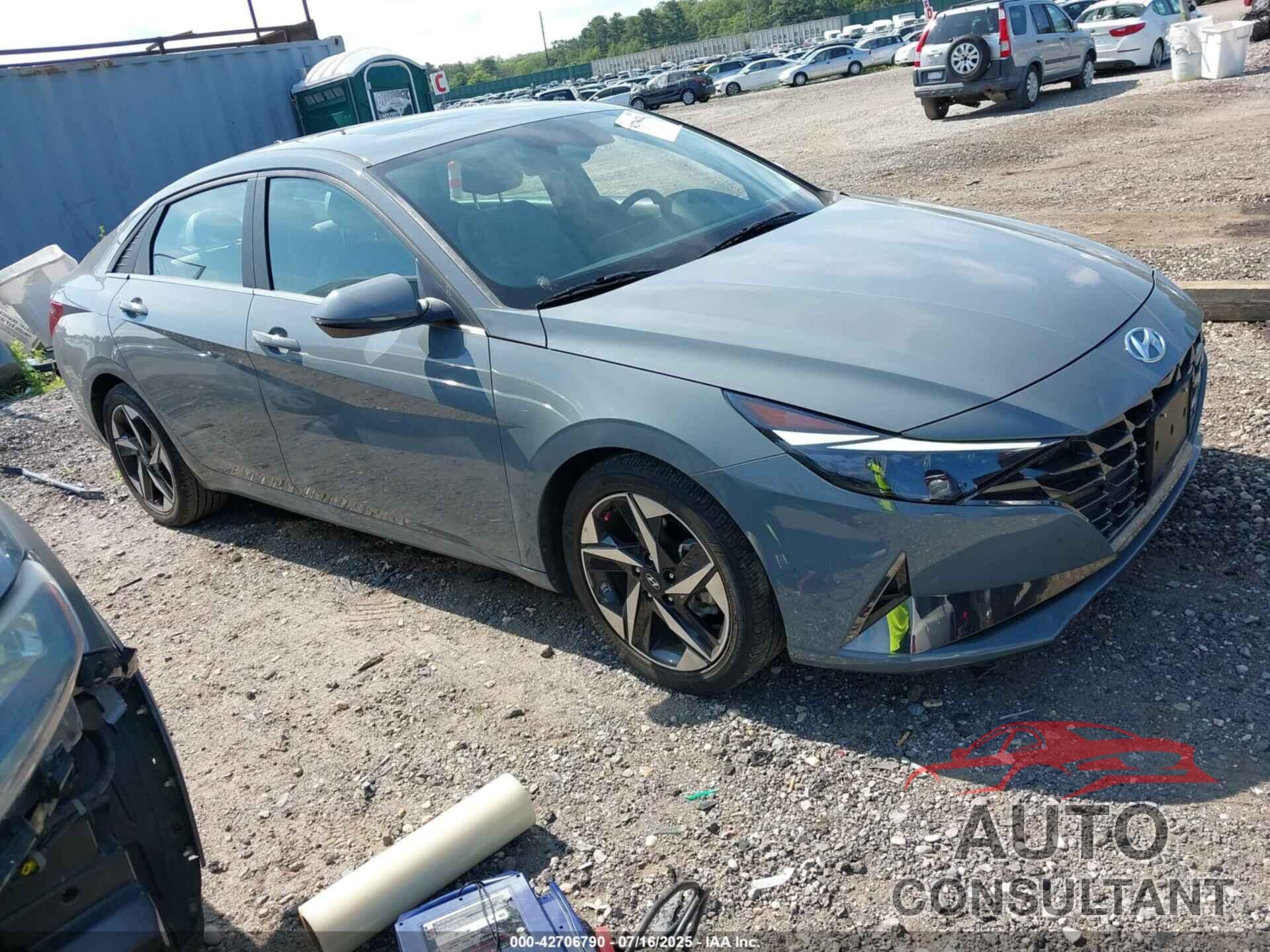 HYUNDAI ELANTRA 2021 - KMHLP4AG5MU072589