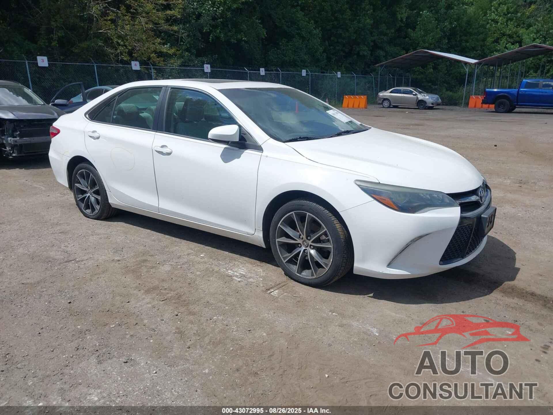 TOYOTA CAMRY 2016 - 4T1BK1FK0GU571892