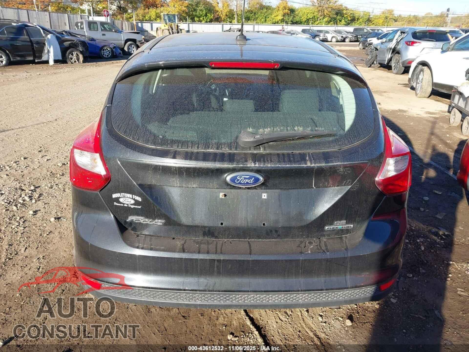 FORD FOCUS 2014 - 1FADP3K2XEL228984