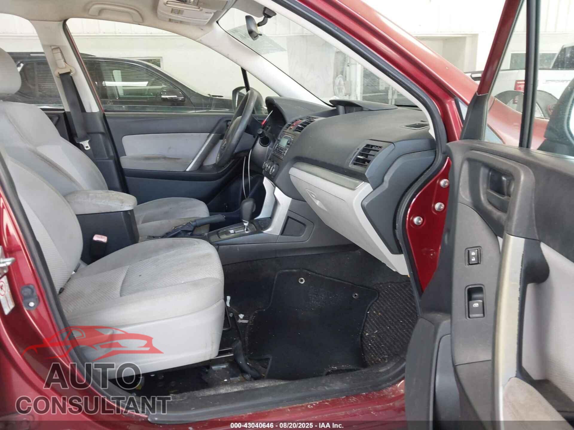 SUBARU FORESTER 2015 - JF2SJAAC2FH452208