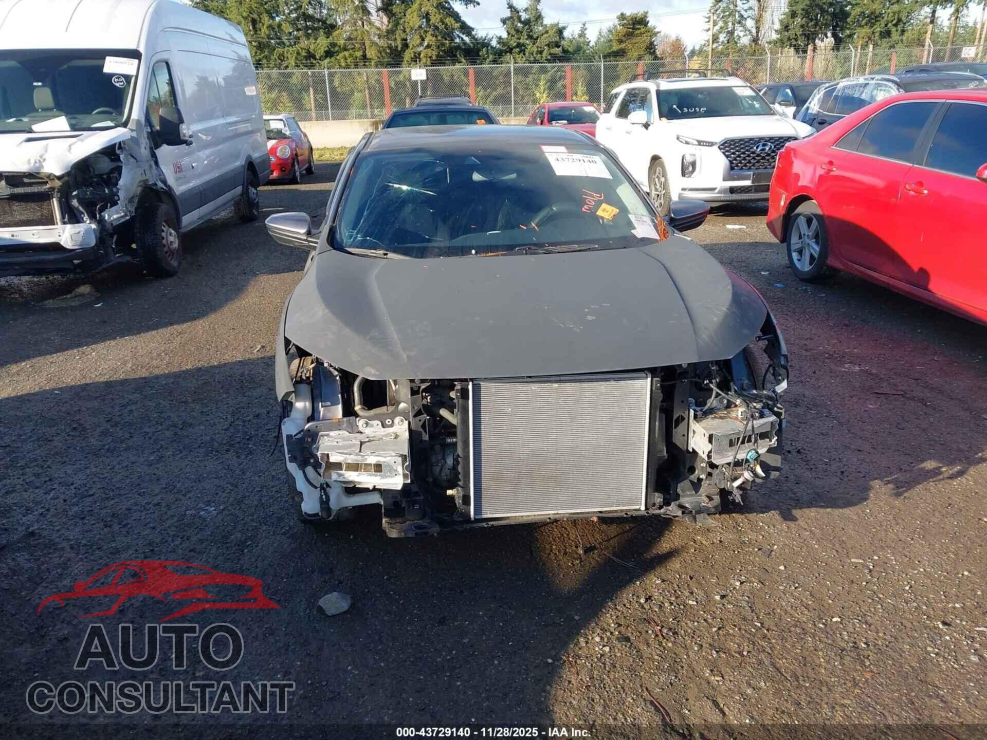 HONDA CIVIC 2019 - 2HGFC2F64KH588428