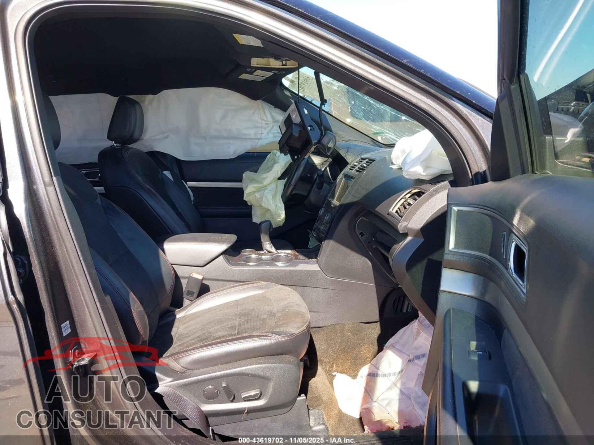 FORD EXPLORER 2018 - 1FM5K7D88JGB07309