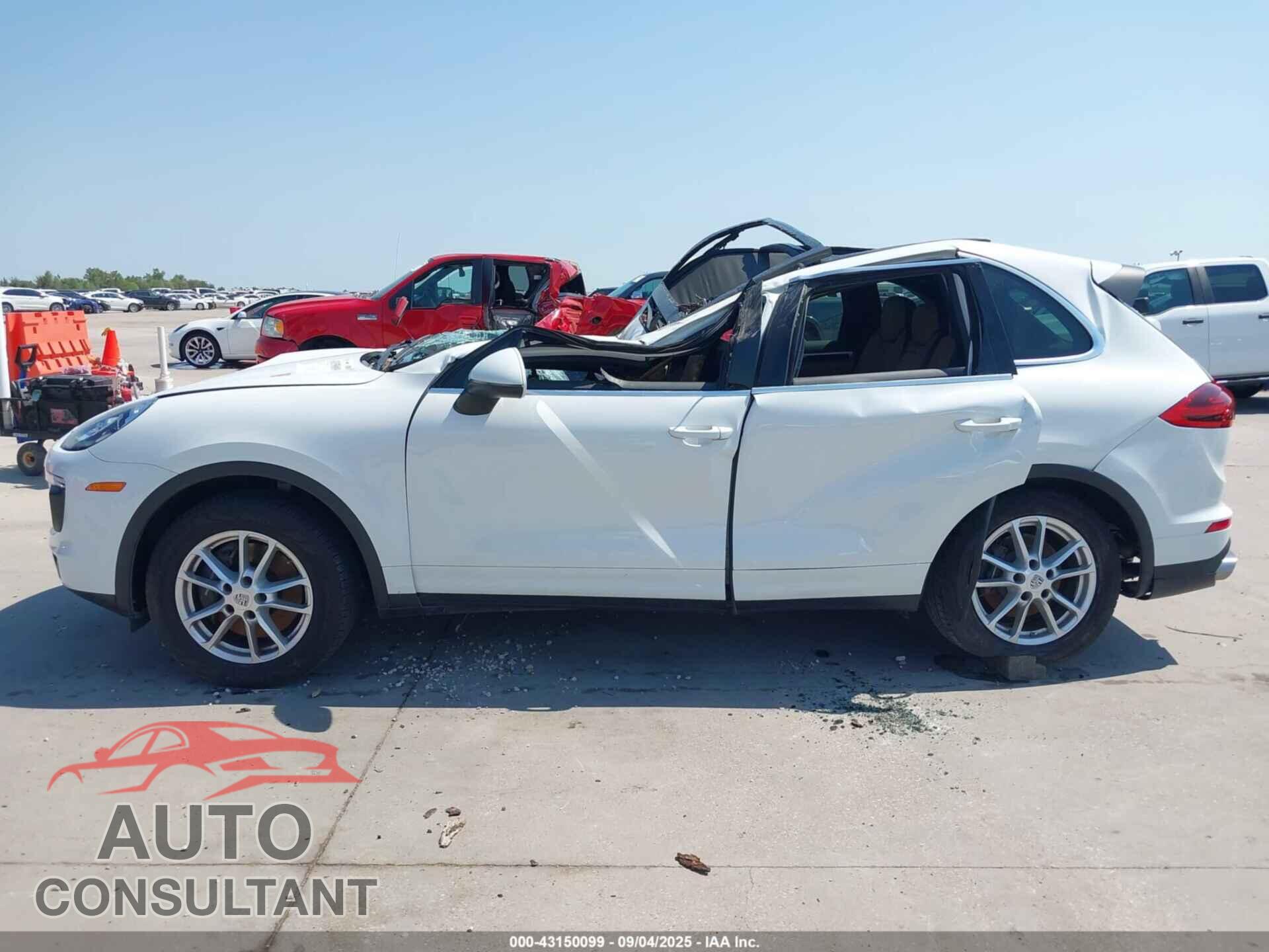PORSCHE CAYENNE 2016 - WP1AA2A26GLA09094
