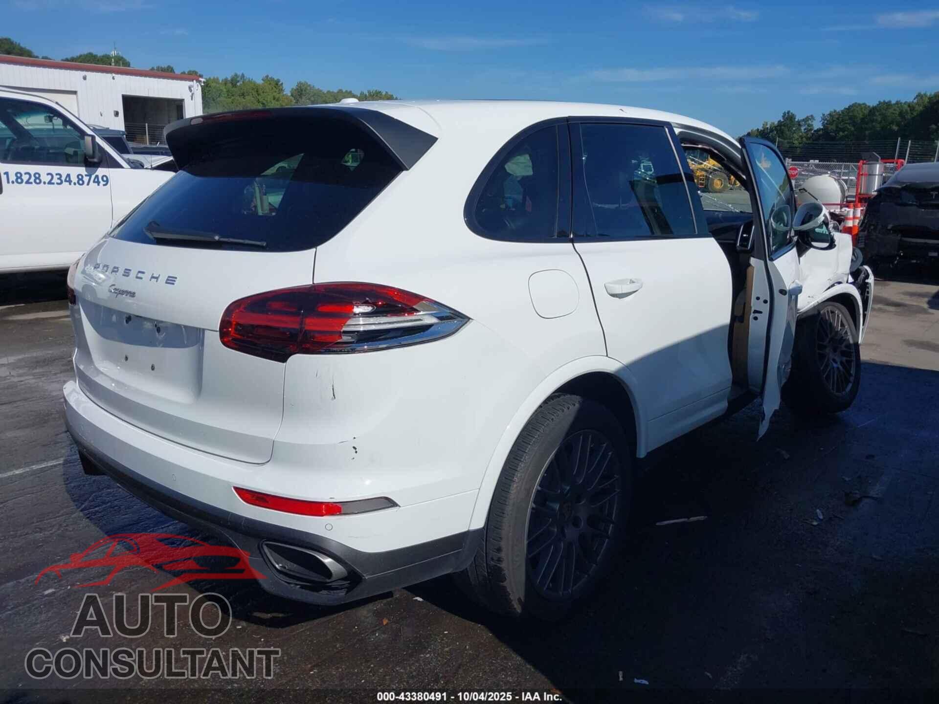 PORSCHE CAYENNE 2017 - WP1AA2A2XHKA91581