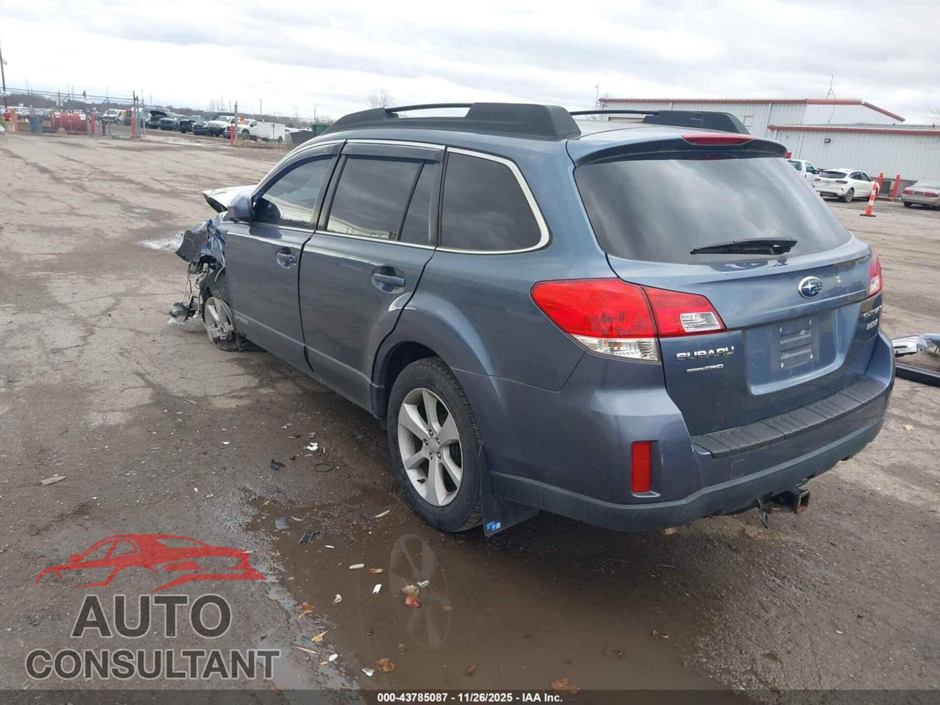 SUBARU OUTBACK 2013 - 4S4BRBCC8D3324426
