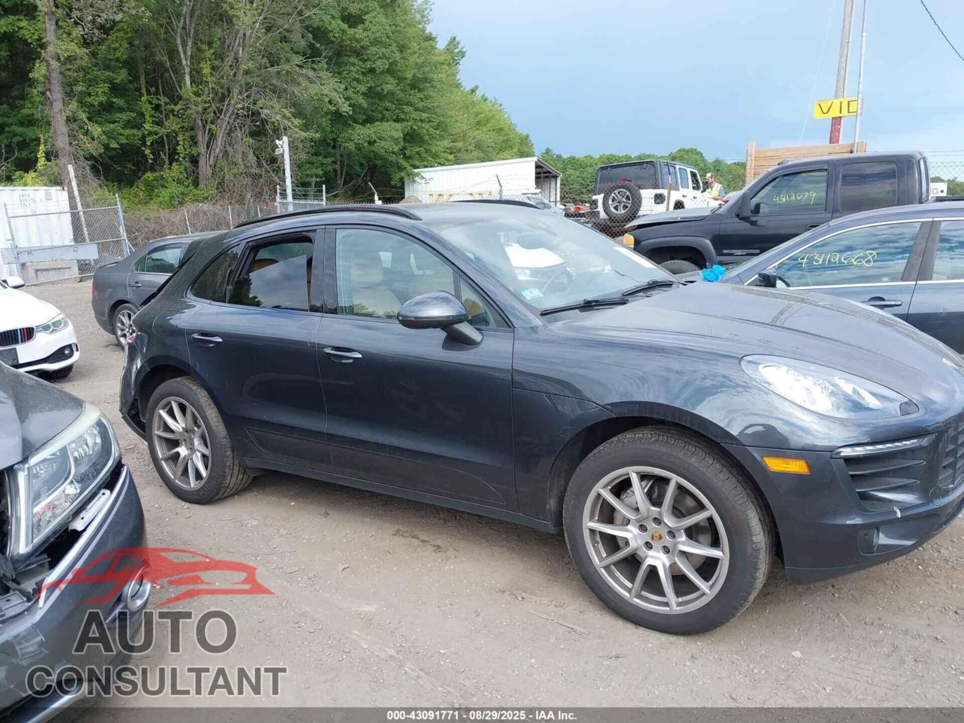 PORSCHE MACAN 2017 - WP1AB2A56HLB19698