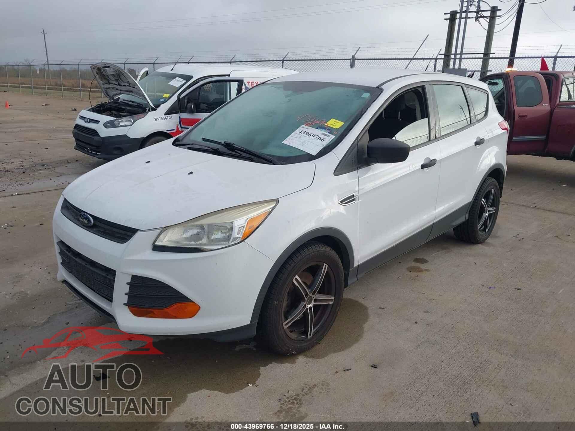 FORD ESCAPE 2014 - 1FMCU0F77EUD00877