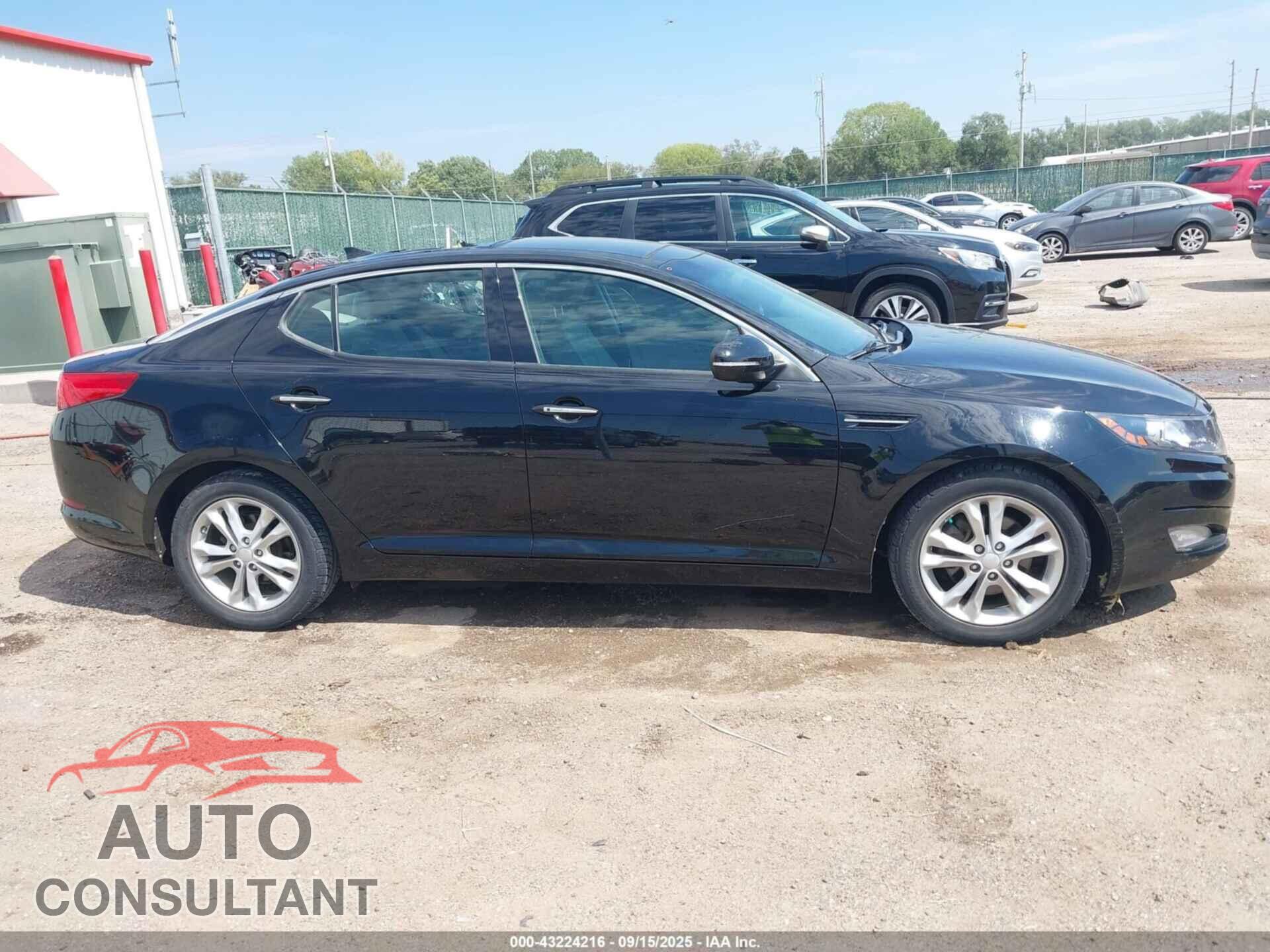KIA OPTIMA 2013 - 5XXGN4A75DG113756
