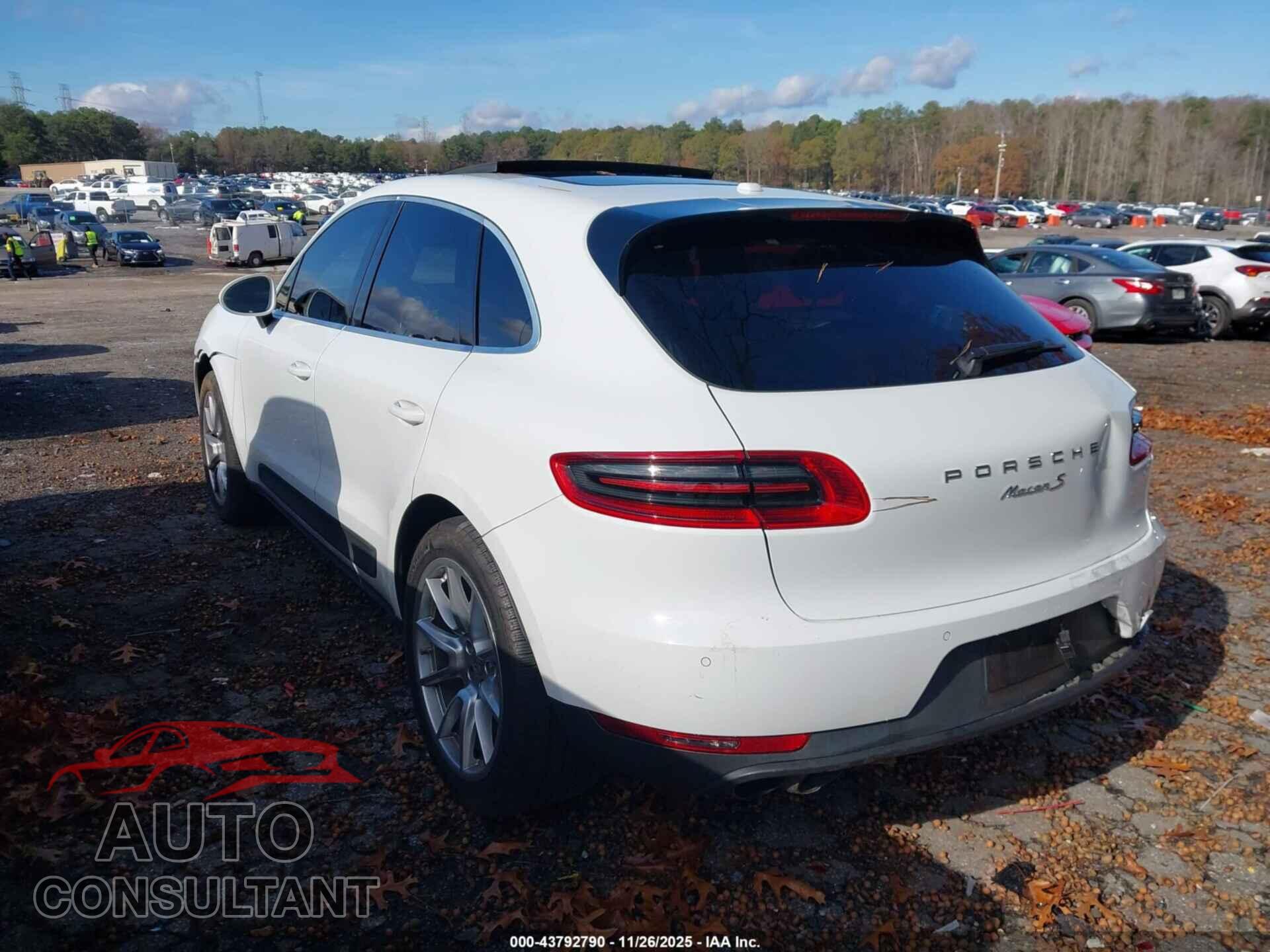 PORSCHE MACAN 2015 - WP1AB2A50FLB59269