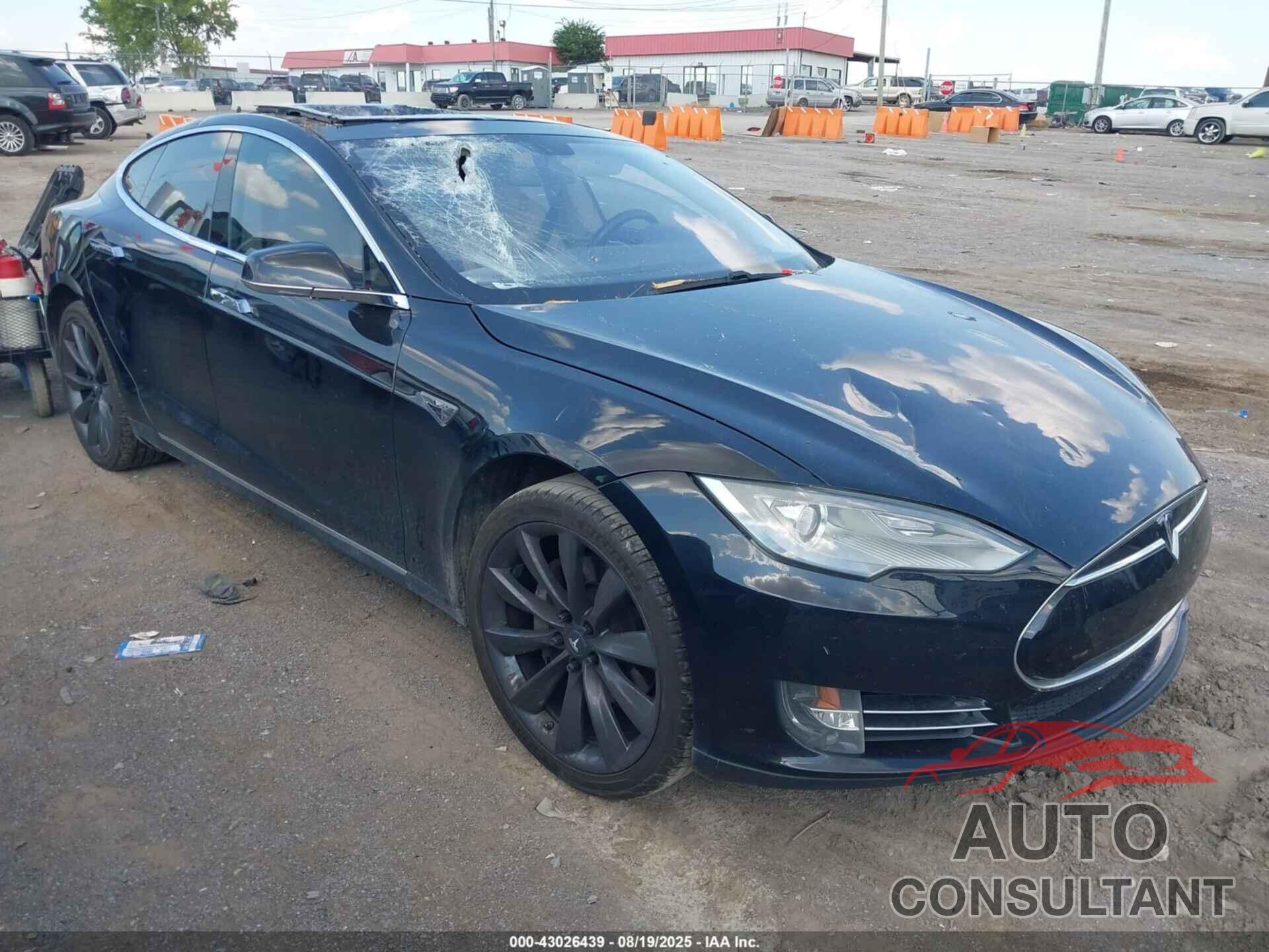 TESLA MODEL S 2012 - 5YJSA1DP8CFS00682
