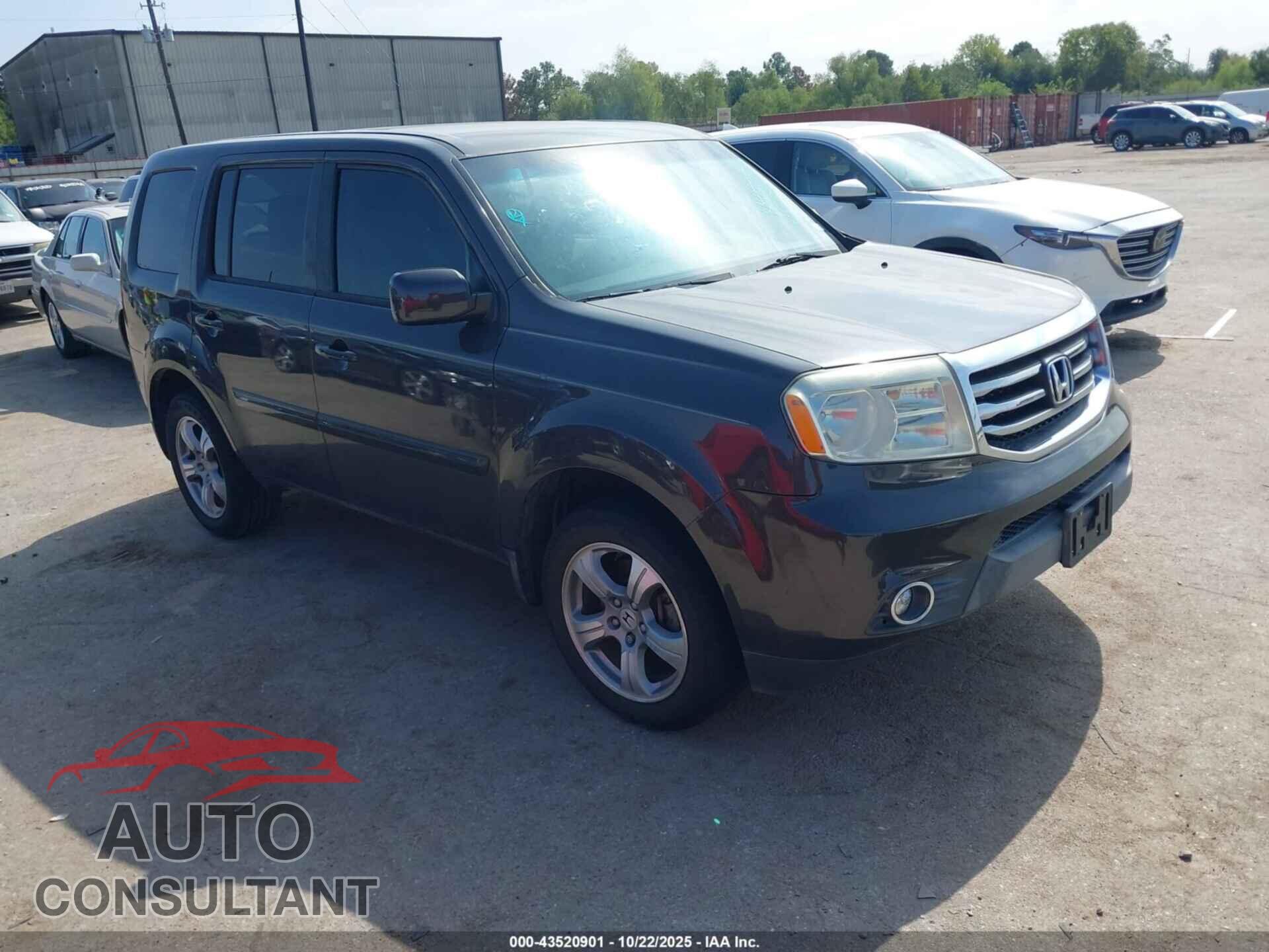 HONDA PILOT 2013 - 5FNYF3H43DB036346