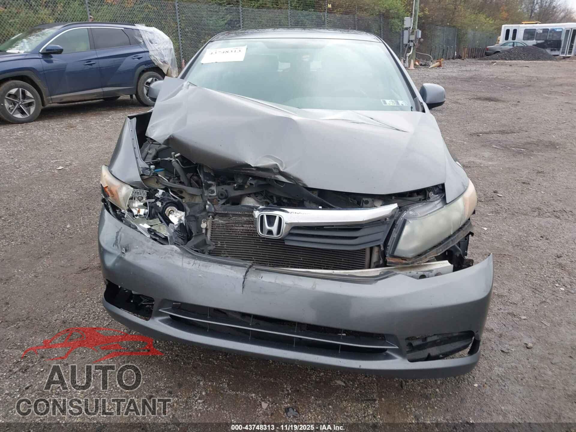 HONDA CIVIC 2012 - 2HGFB2F84CH320405