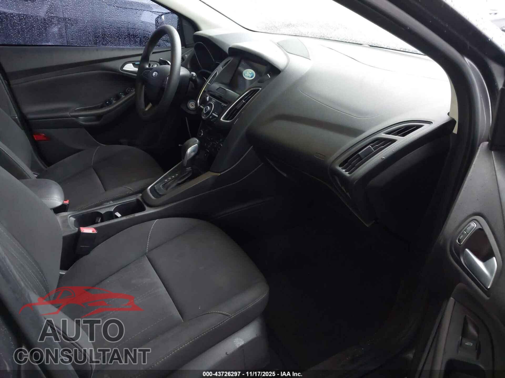 FORD FOCUS 2017 - 1FADP3M24HL206013