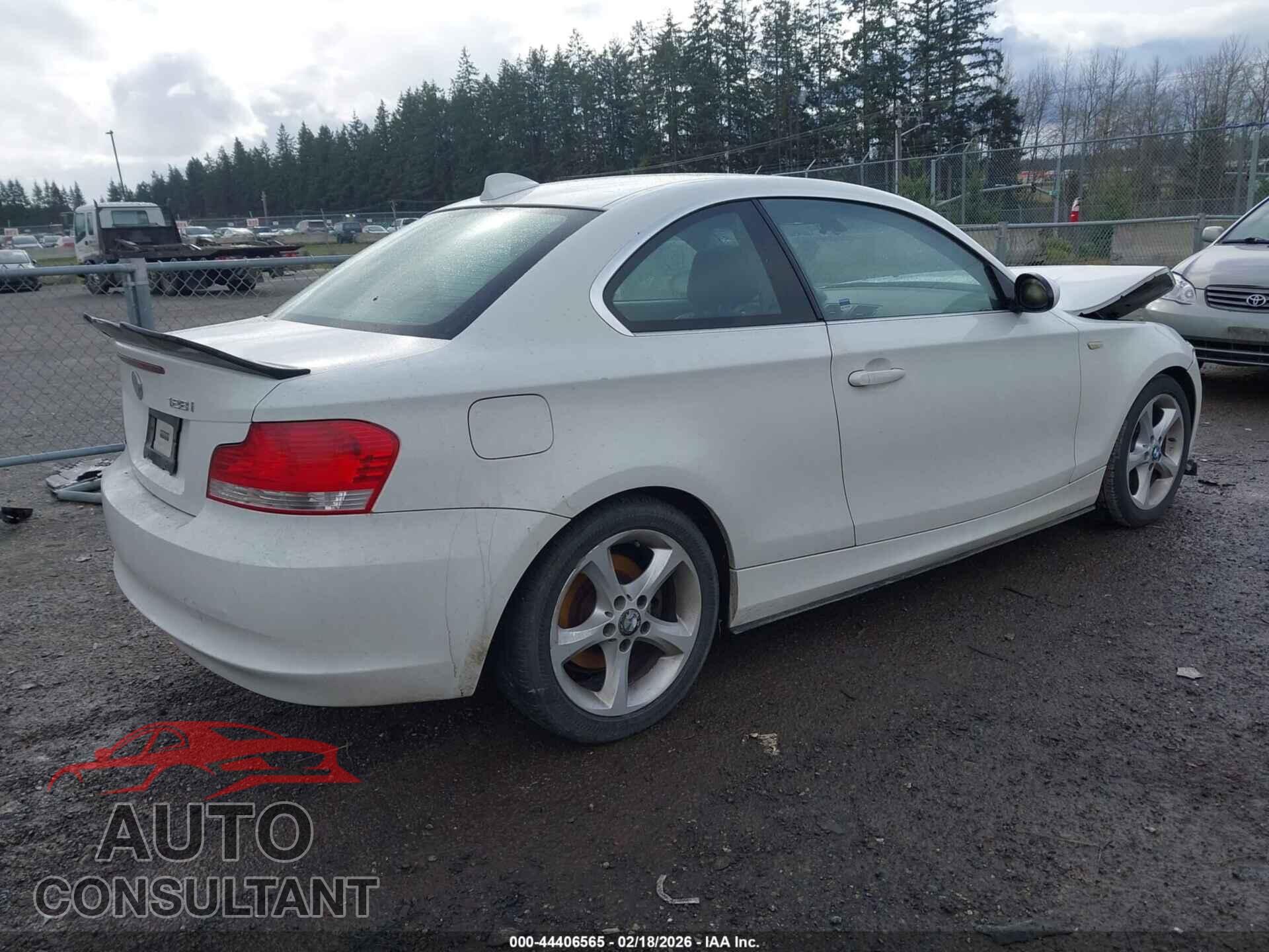 BMW 128I 2009 - WBAUP93509VF48721
