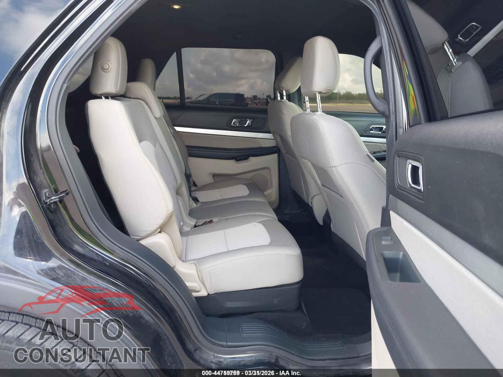 FORD EXPLORER 2018 - 1FM5K7B83JGB81627