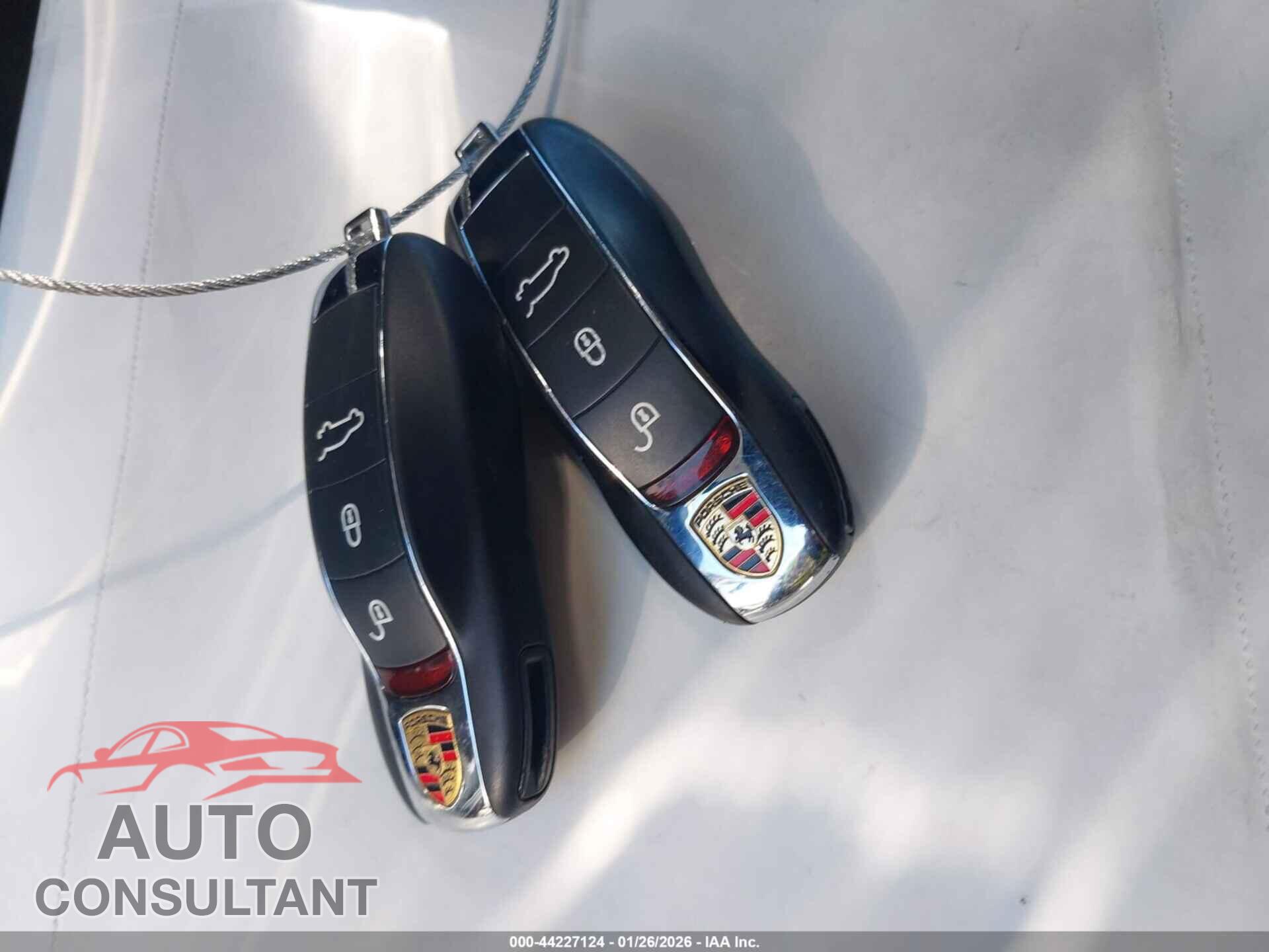 PORSCHE MACAN 2017 - WP1AA2A58HLB04736