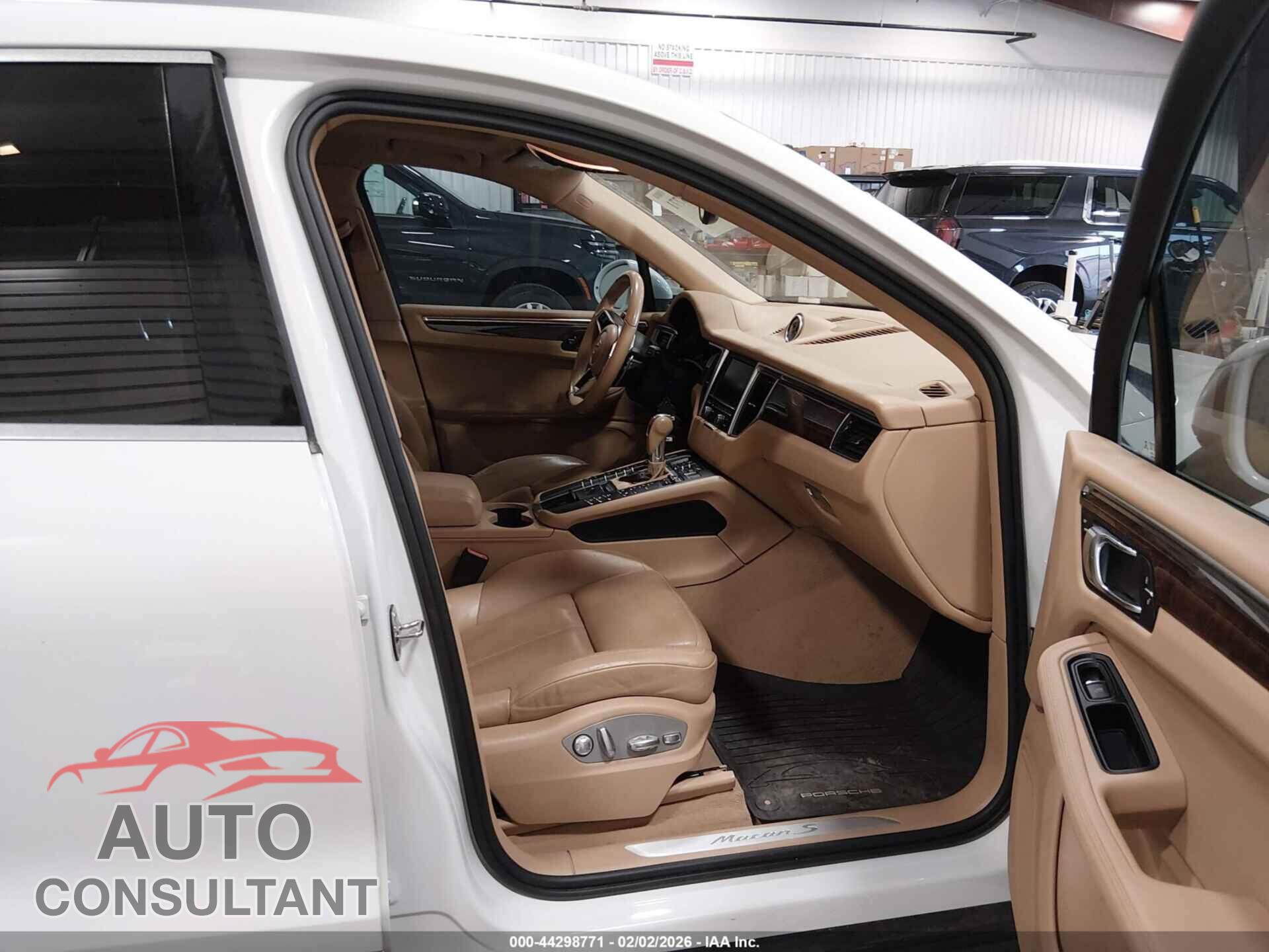 PORSCHE MACAN 2015 - WP1AB2A58FLB57009