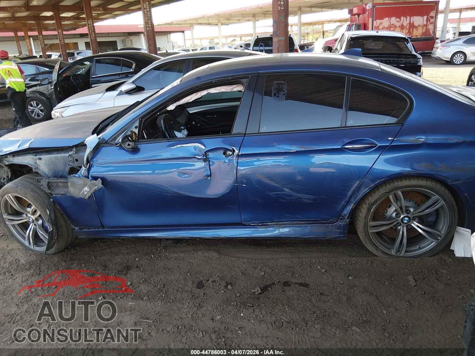 BMW M5 2013 - WBSFV9C55DC772577