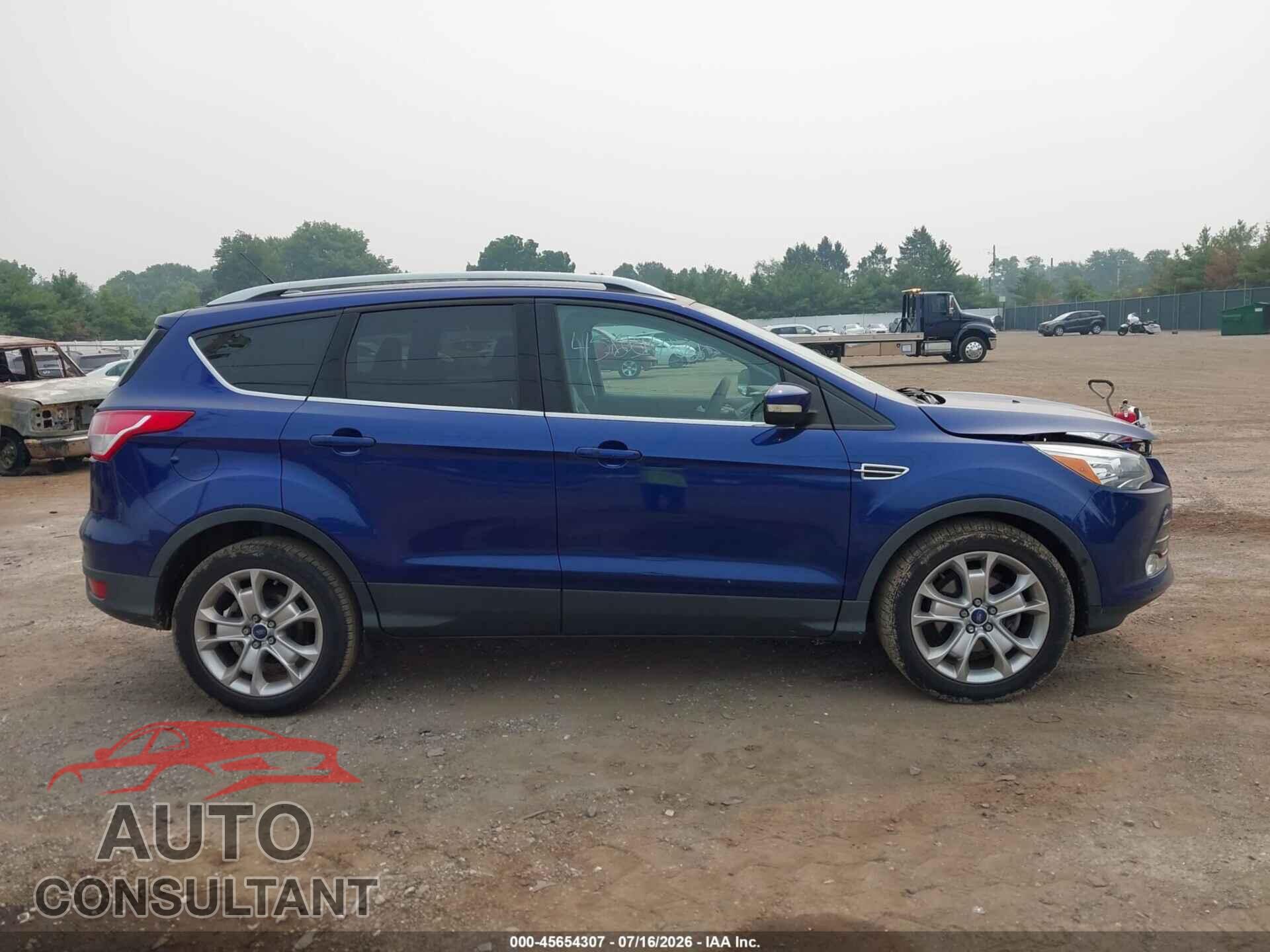 FORD ESCAPE 2015 - 1FMCU0JX8FUB80239