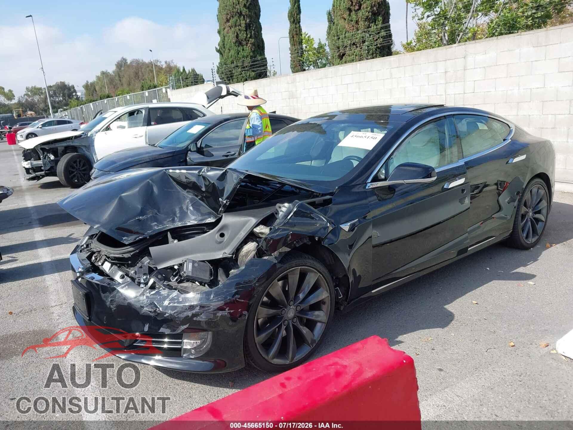 TESLA MODEL S 2017 - 5YJSA1E10HF232771