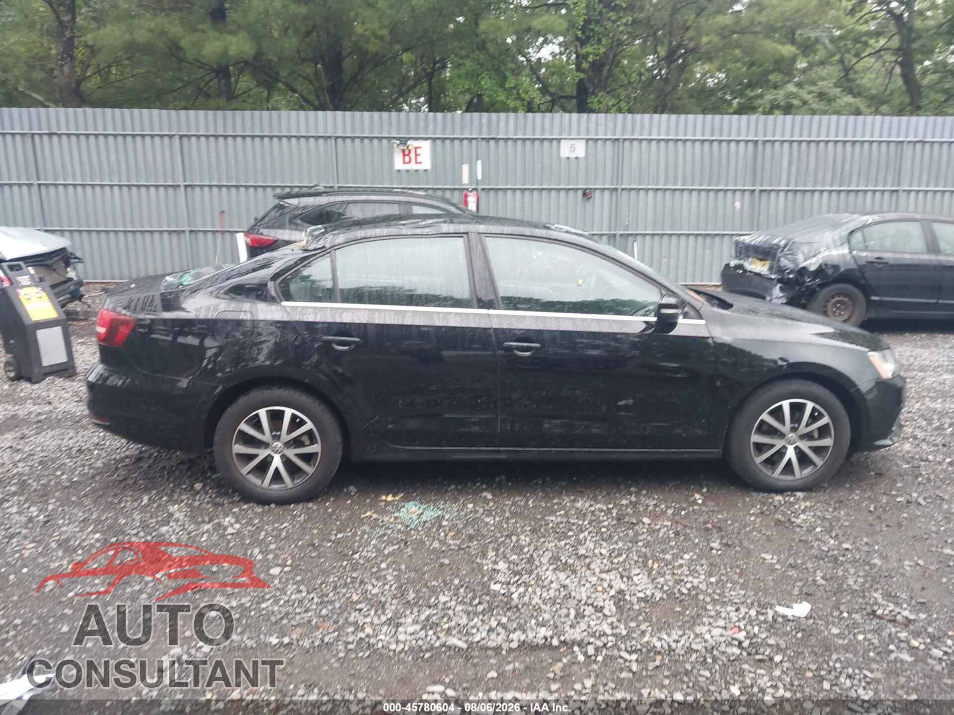 VOLKSWAGEN JETTA 2017 - 3VWDB7AJ7HM310941