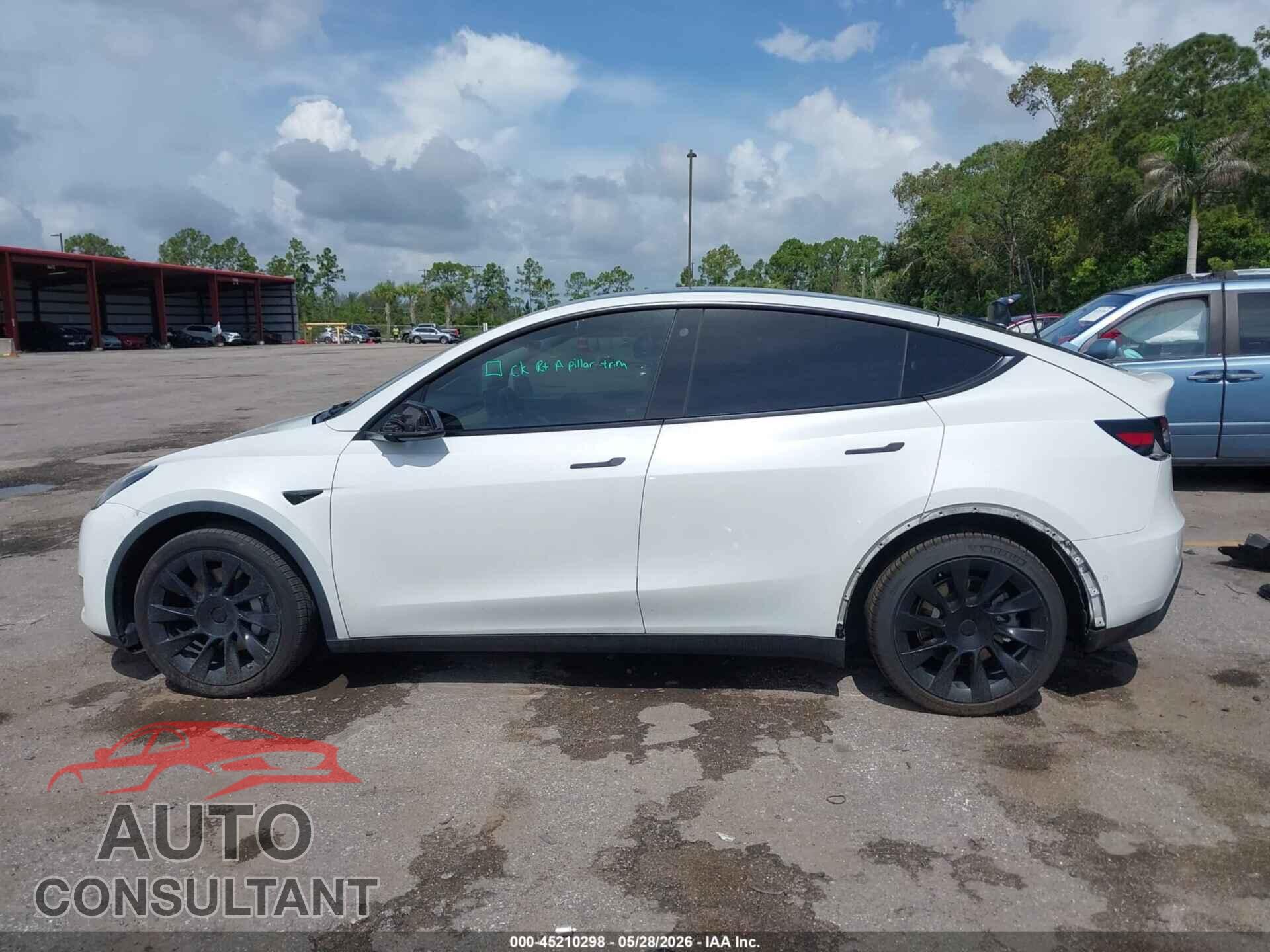 TESLA MODEL Y 2021 - 5YJYGDEE7MF115566