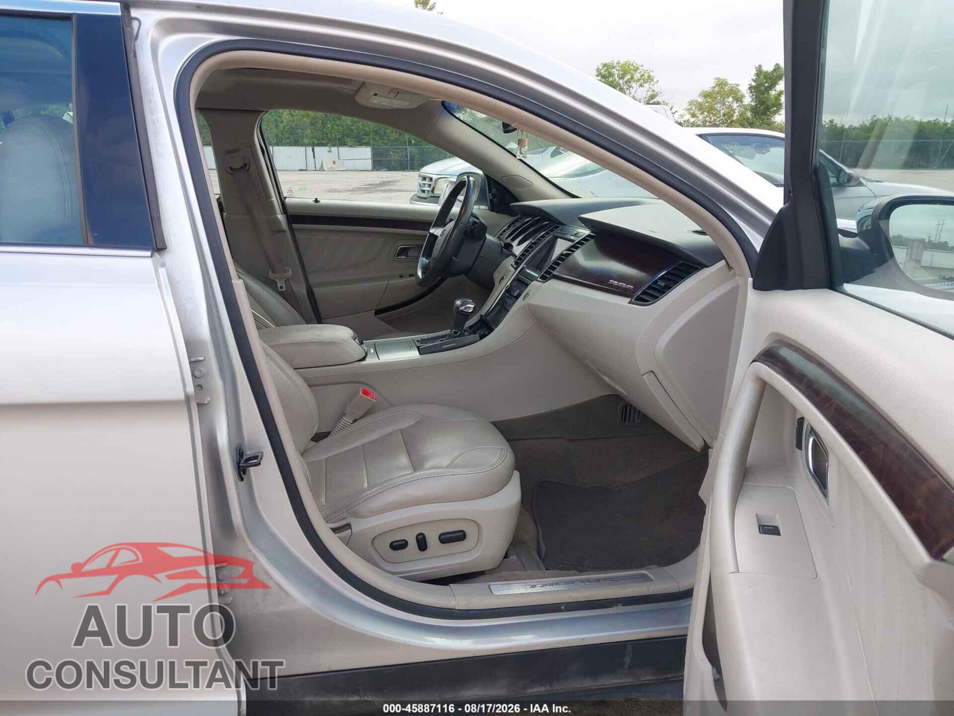 FORD TAURUS 2012 - 1FAHP2FW8CG140207