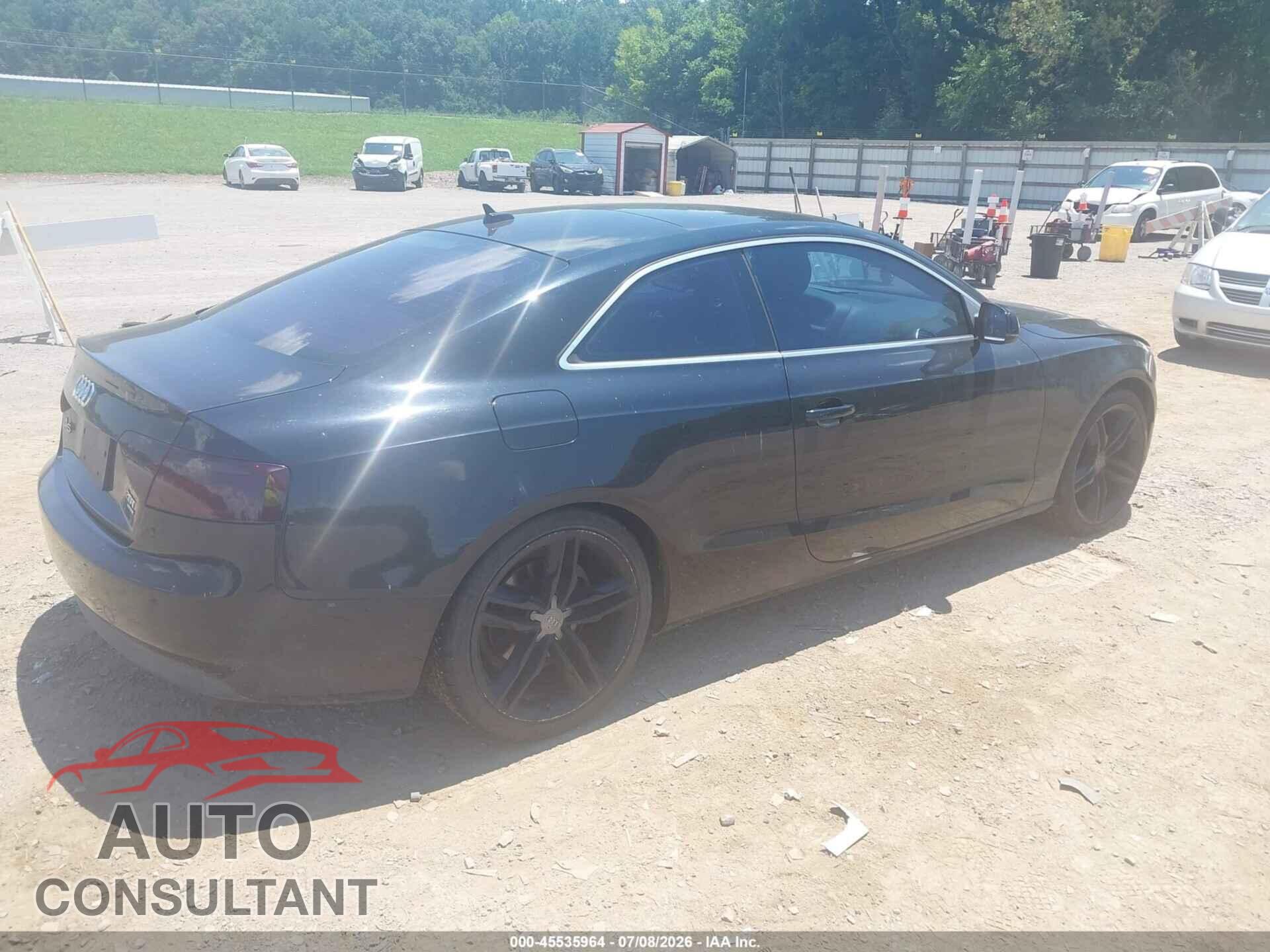 AUDI A5 2012 - WAUCFAFR0CA044969