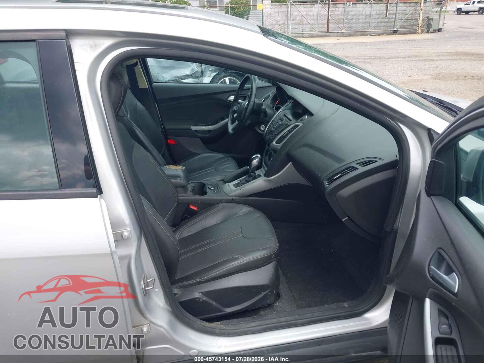 FORD FOCUS 2014 - 1FADP3F23EL205833