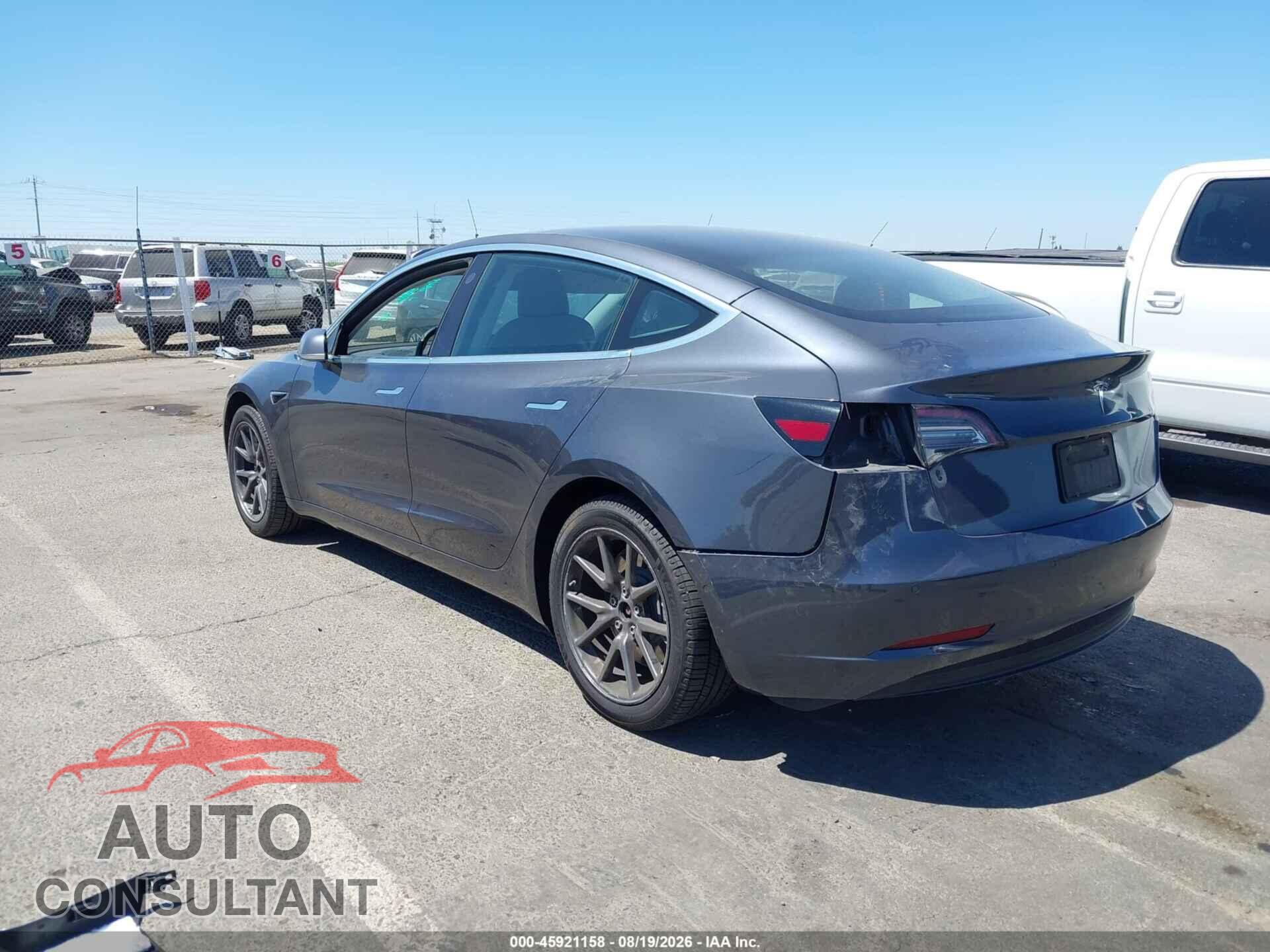 TESLA MODEL 3 2019 - 5YJ3E1EA7KF447435