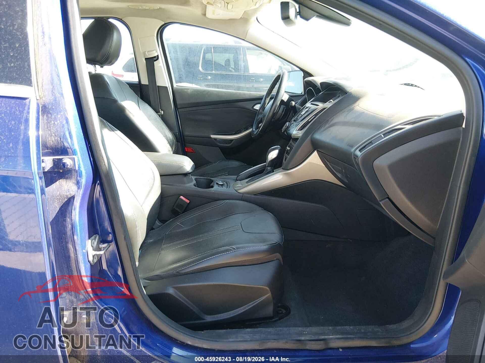FORD FOCUS 2012 - 1FAHP3M20CL413864