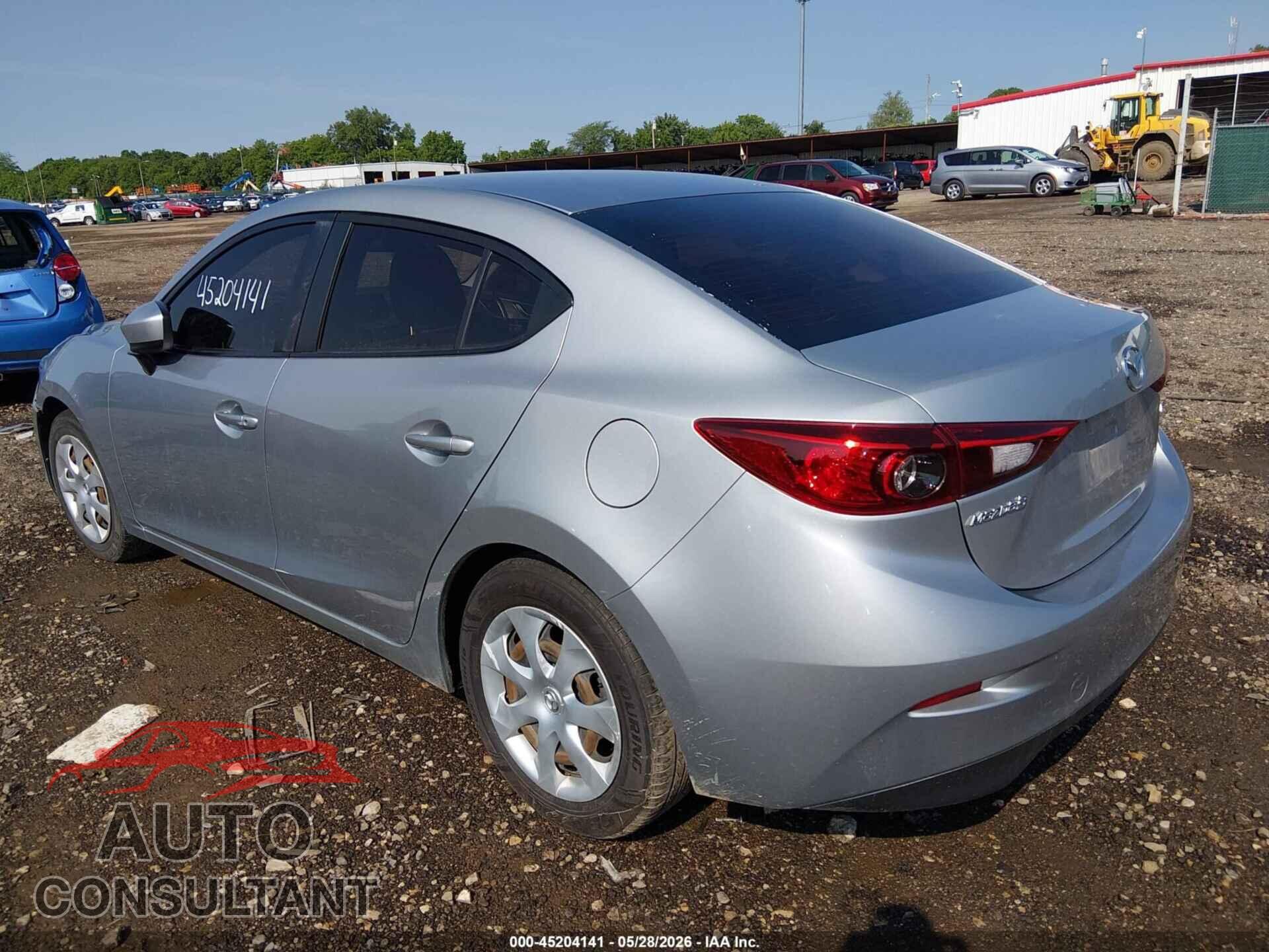 MAZDA MAZDA3 2018 - 3MZBN1U70JM160379